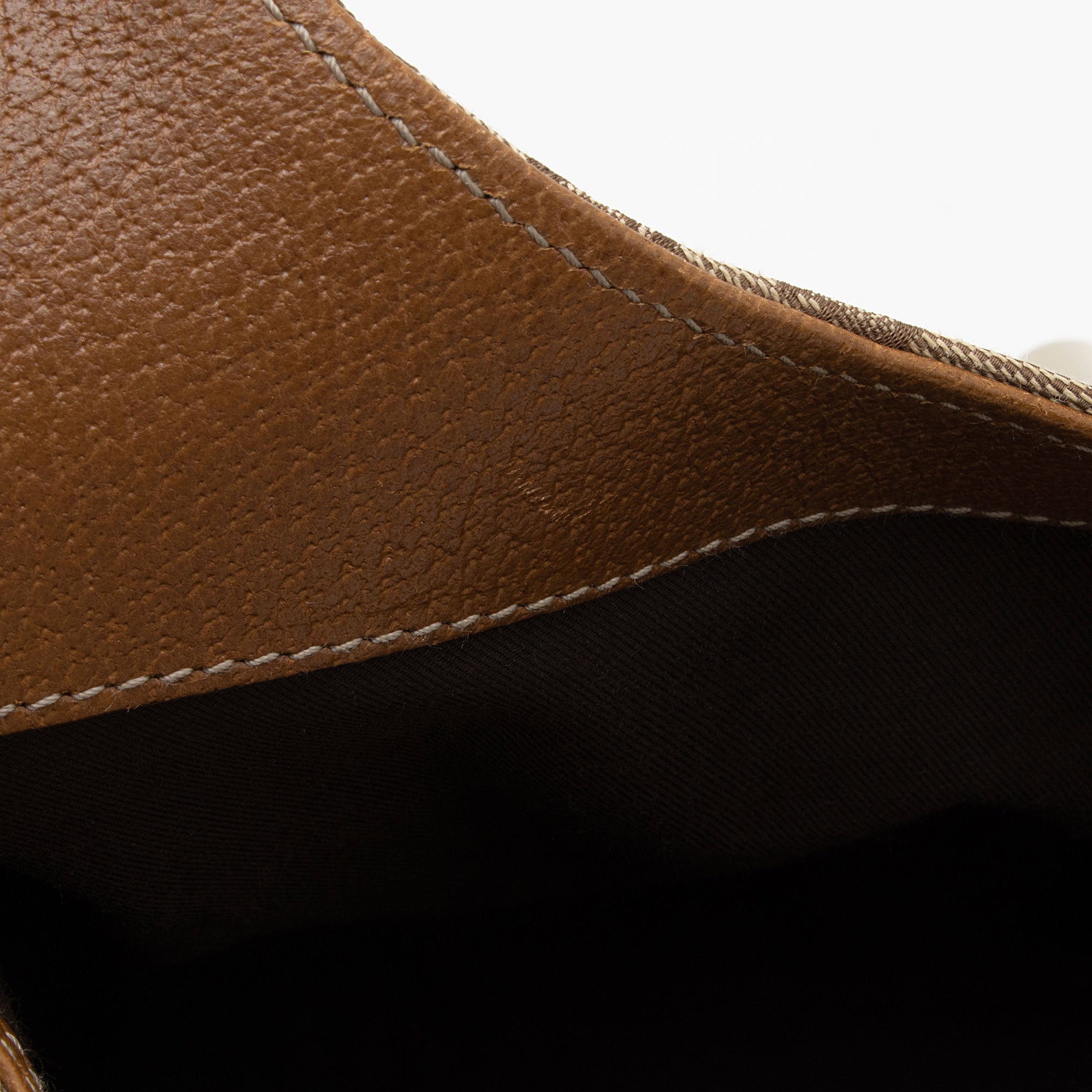 Gucci GG Canvas Nailhead Bardot Shoulder Bag (SHF-cXQEhI)