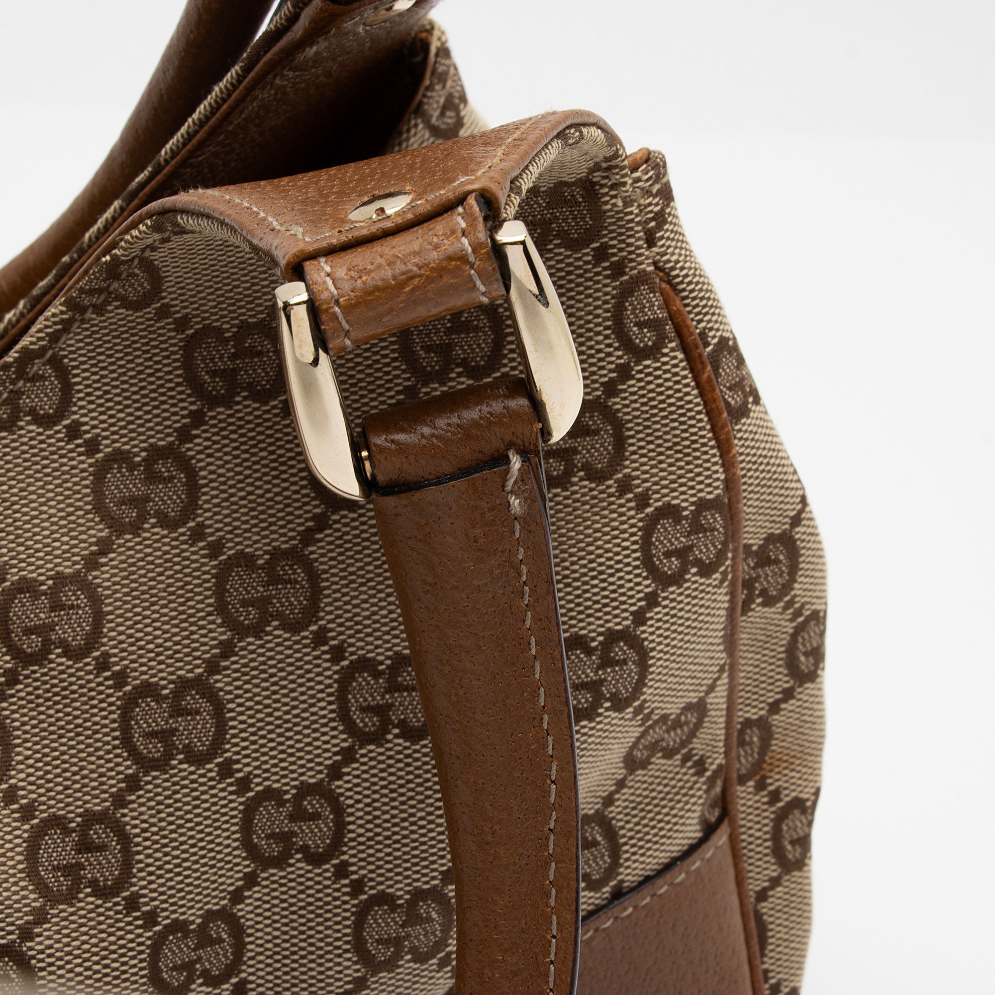 Gucci GG Canvas Nailhead Bardot Shoulder Bag (SHF-cXQEhI)