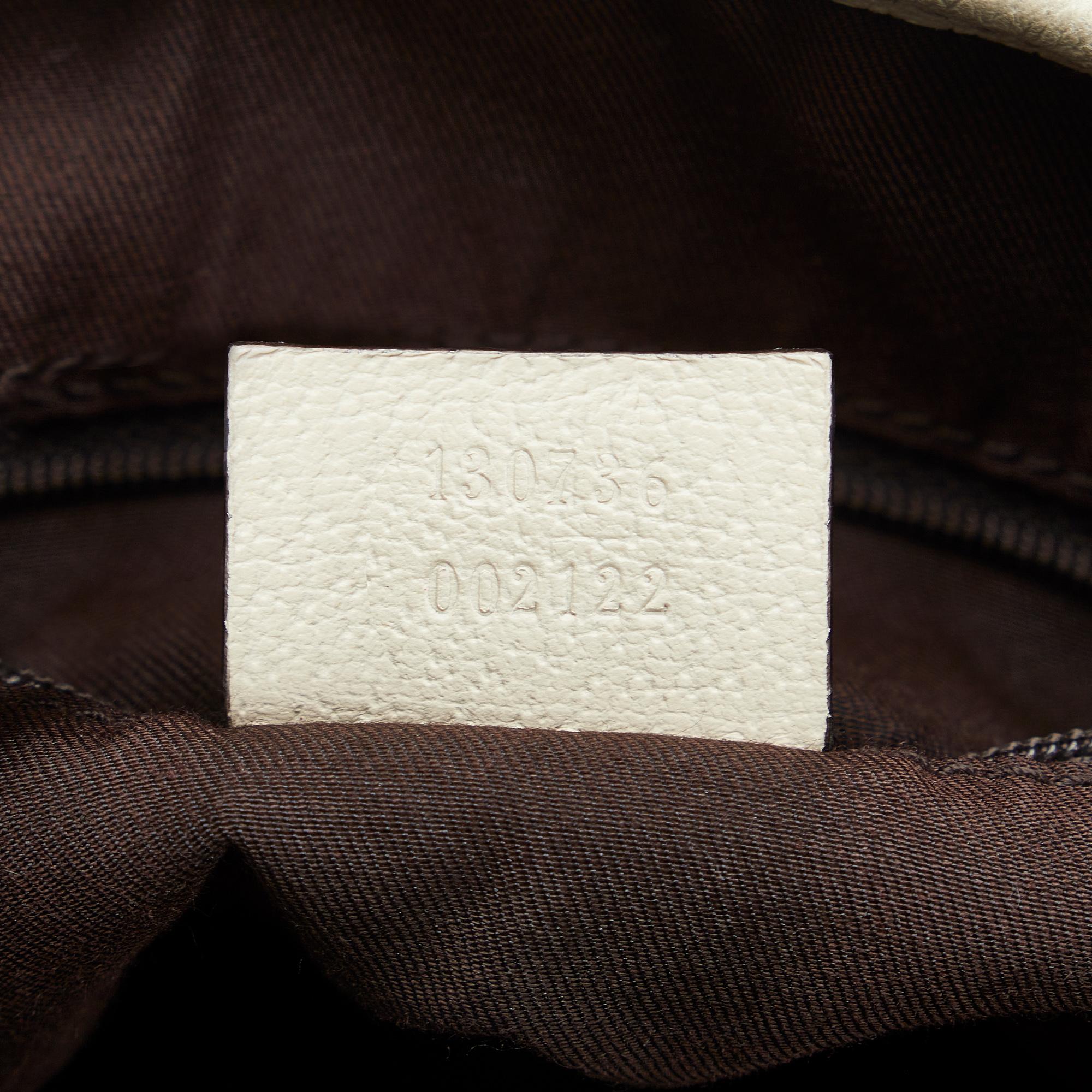 Gucci GG Canvas Pelham Shoulder Bag (SHG-Cm5oMZ)