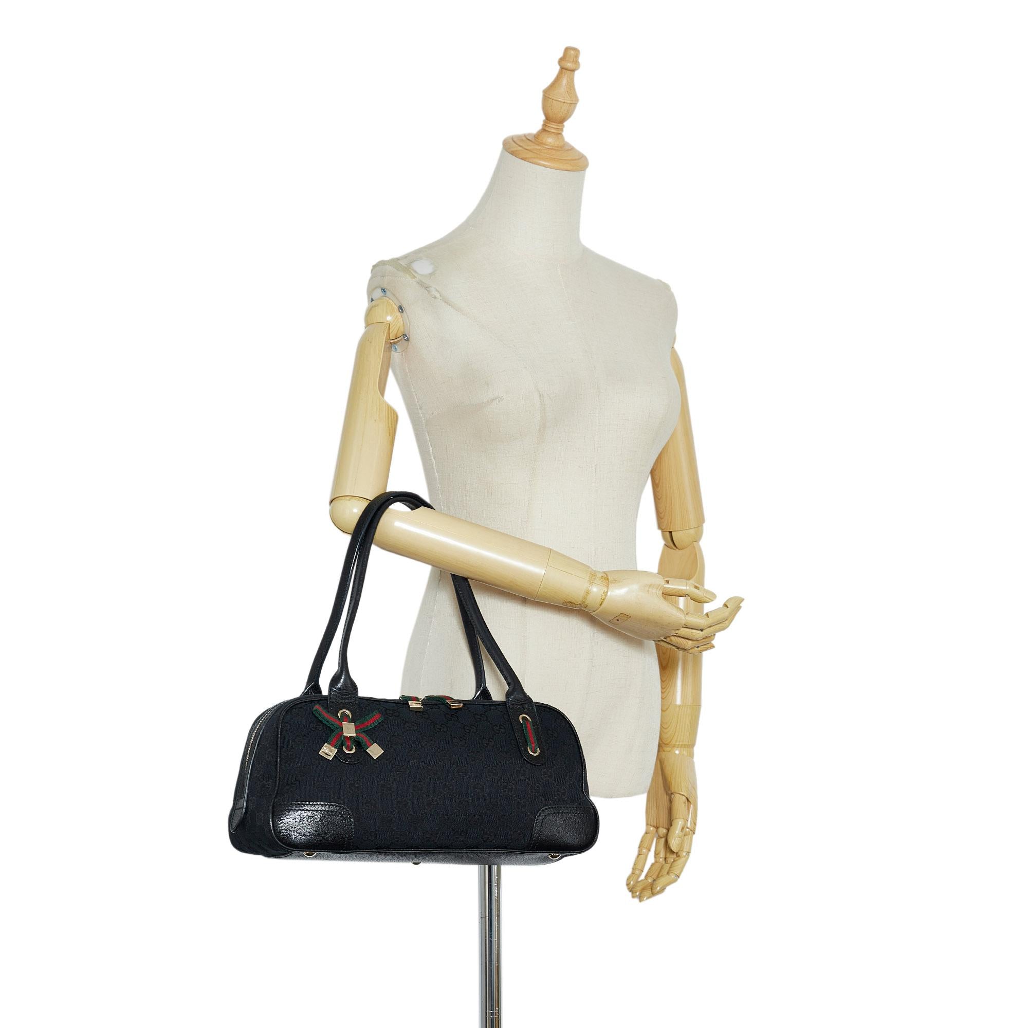 Gucci GG Canvas Princy Shoulder Bag (SHG-JUvmyf)