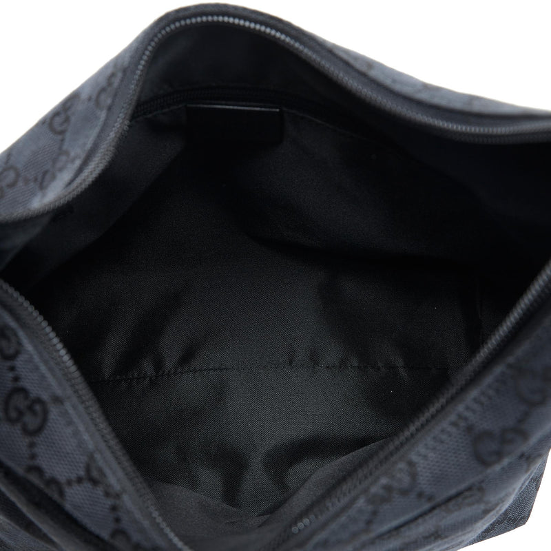 Gucci GG Canvas Shoulder Bag (SHG-DkqJHu)