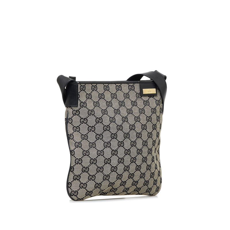 Gucci GG Canvas Shoulder Bag (SHG-KtdU7n)