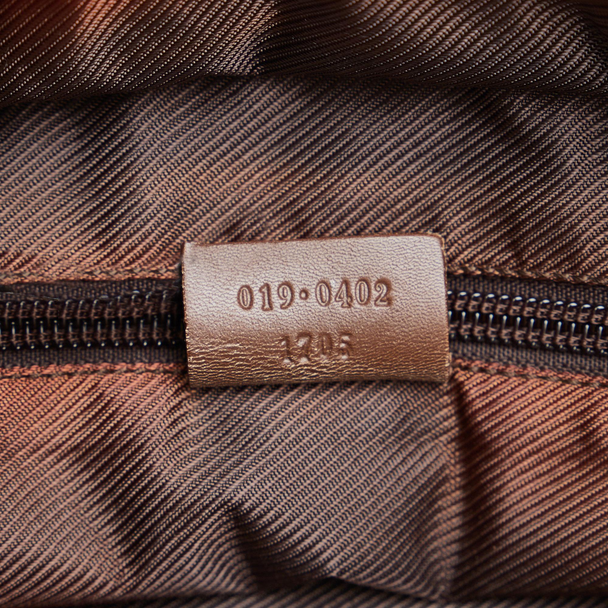 Gucci GG Canvas Shoulder Bag (SHG-bQW4b1)