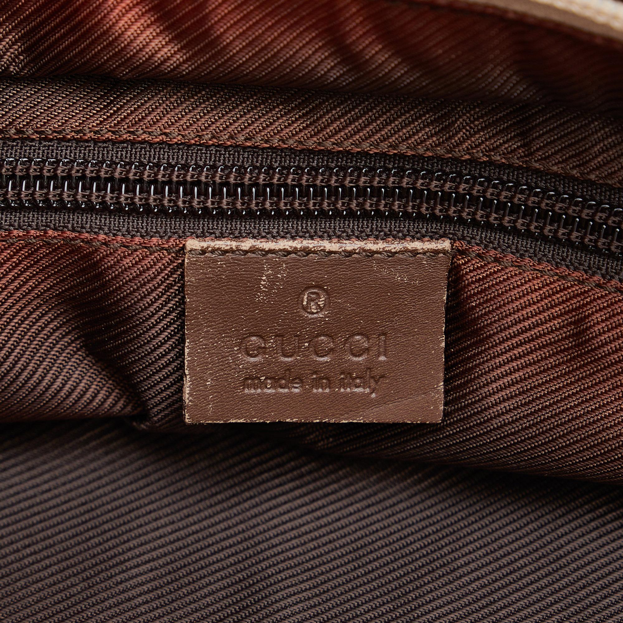 Gucci GG Canvas Shoulder Bag (SHG-bQW4b1)