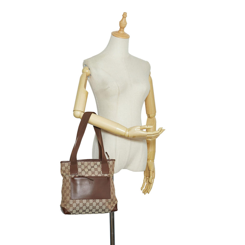 Gucci GG Canvas Shoulder Bag (SHG-bQW4b1)