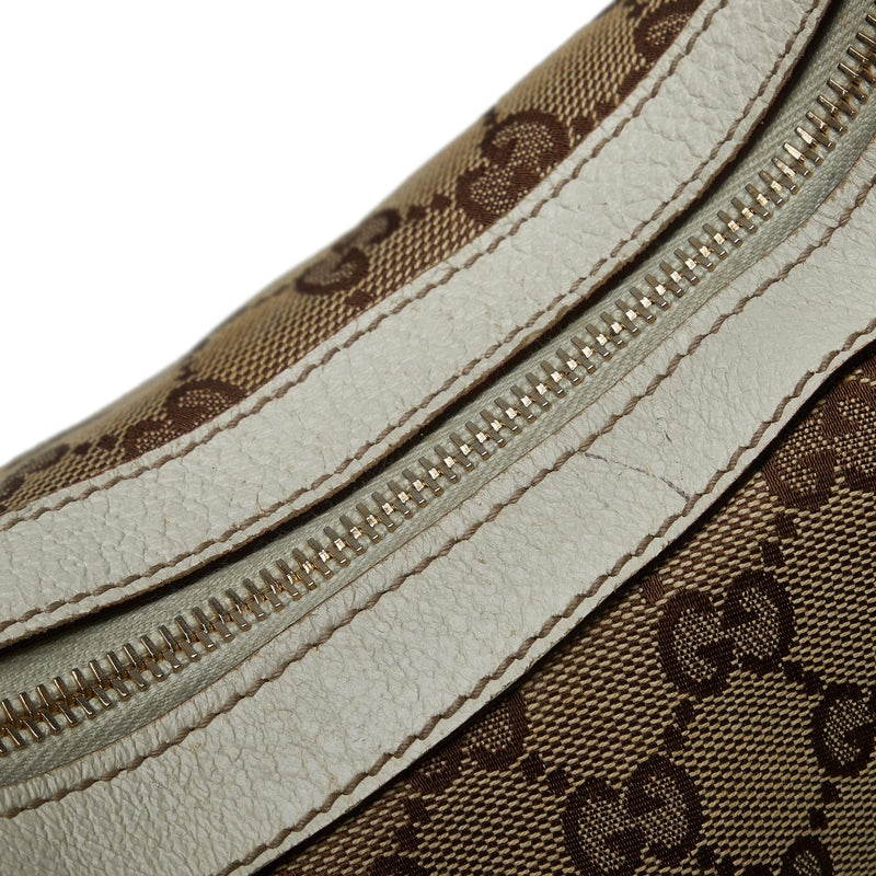 Gucci GG Canvas Shoulder Bag (SHG-bjoFh9)