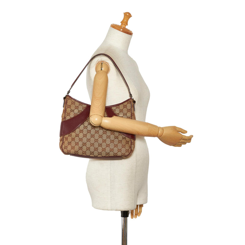 Gucci GG Canvas Shoulder Bag (SHG-8KB6EK)