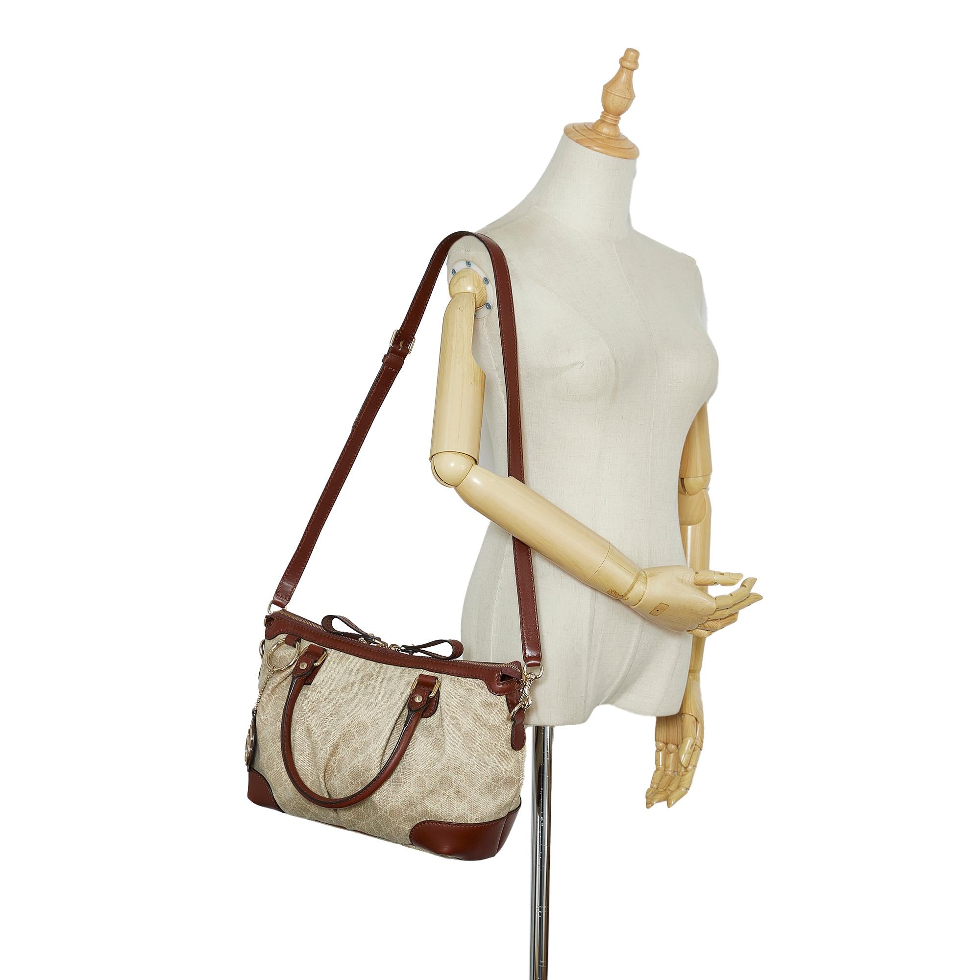 Gucci GG Canvas Sukey Satchel (SHG-M2Kzun)