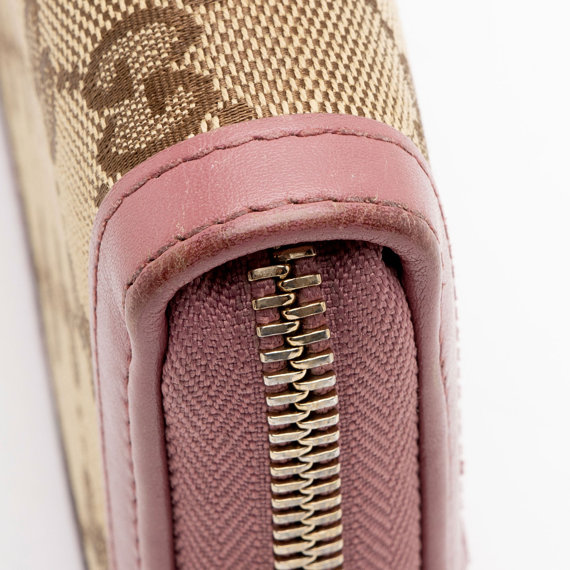 Gucci GG Canvas Sukey Zip Around Wallet