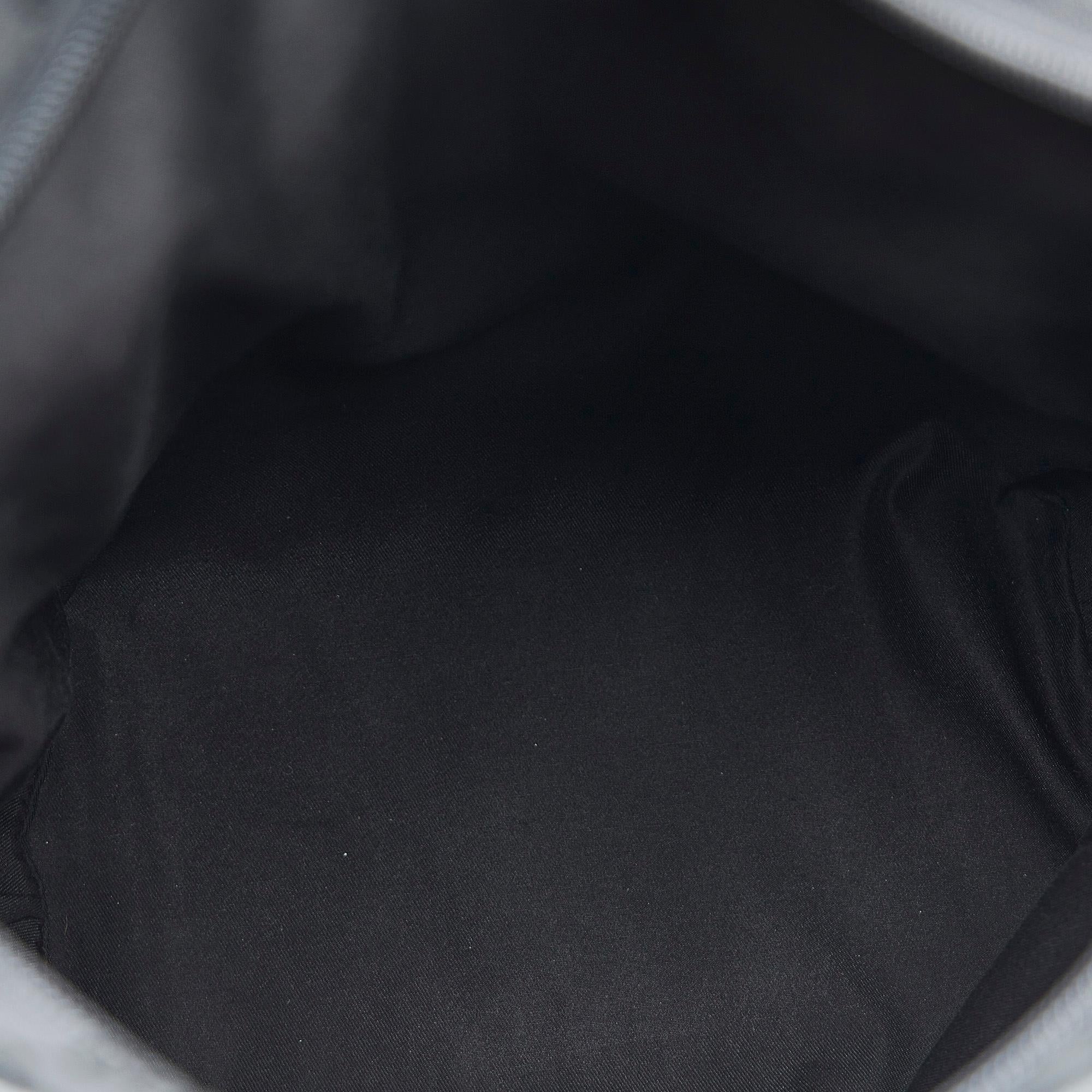 Gucci GG Canvas Tote (SHG-ZEXJn2)