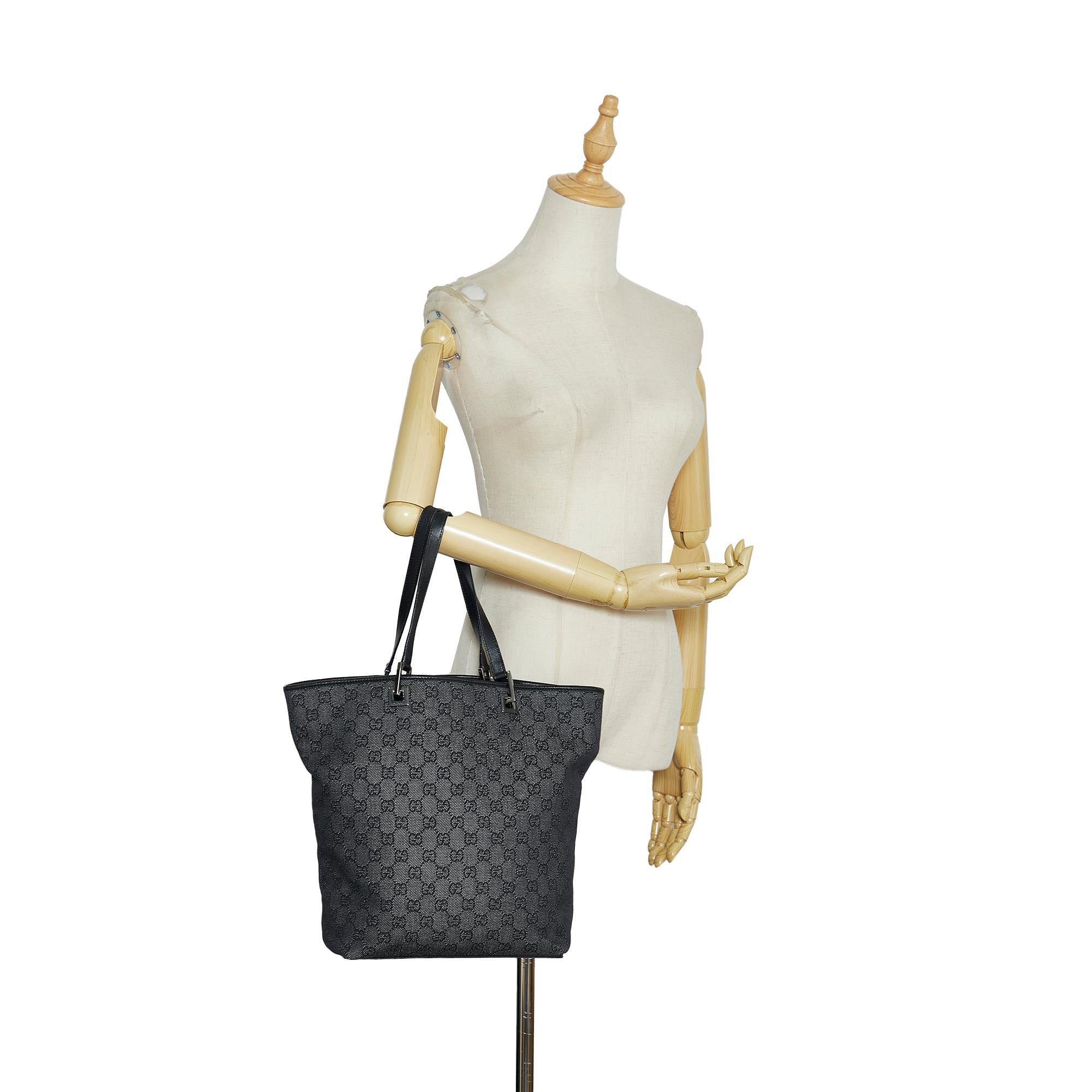 Gucci GG Canvas Tote (SHG-ZYtaqF)