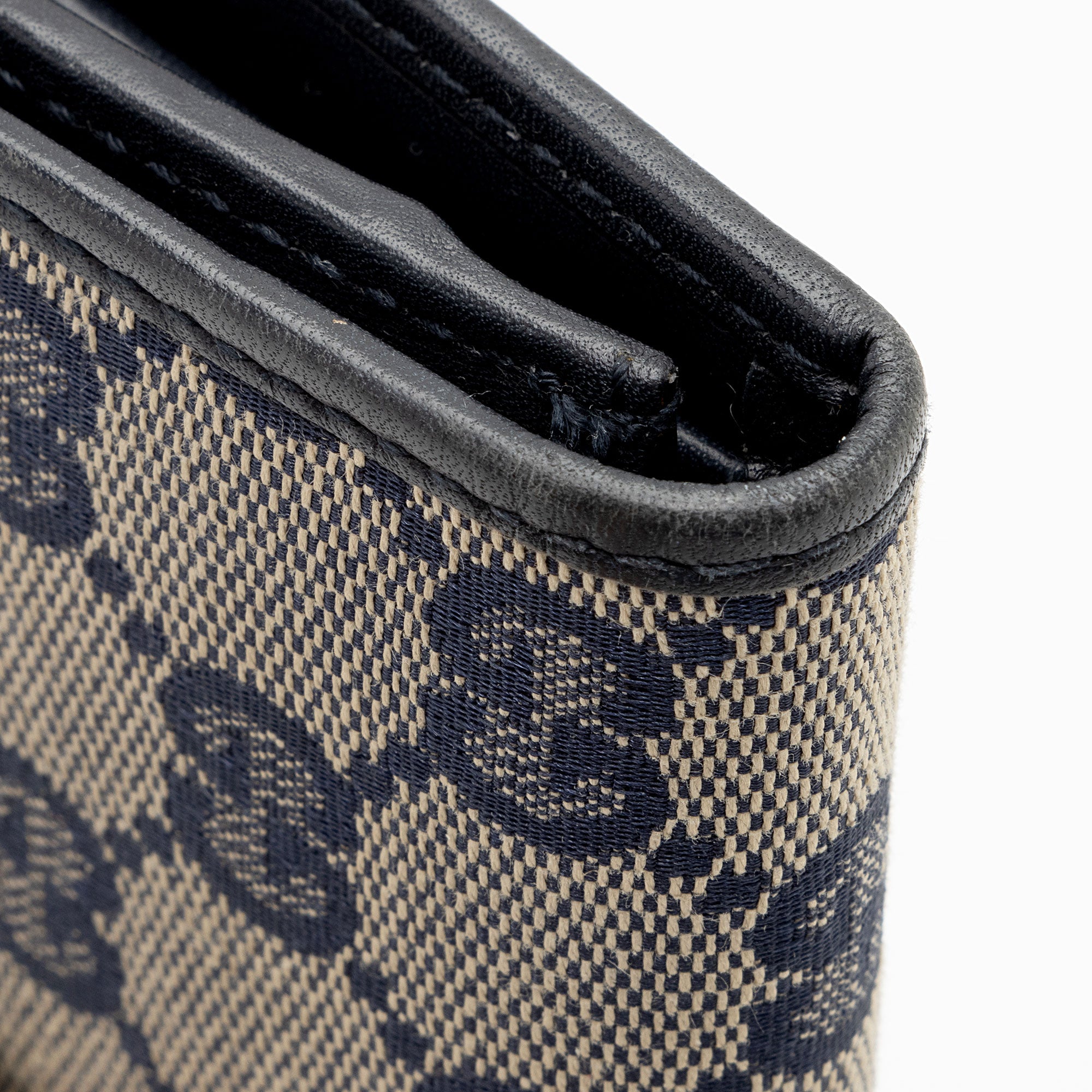 Gucci GG Canvas Web Script Continental Wallet (SHF-nebc6r)