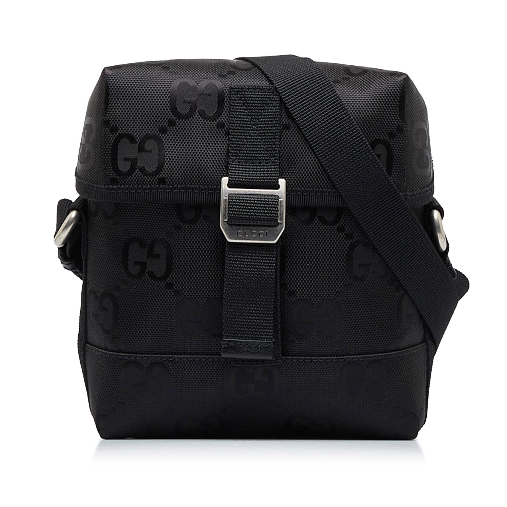 Gucci GG Econyl Off The Grid Messenger Bag (SHG-j2gsnZ)