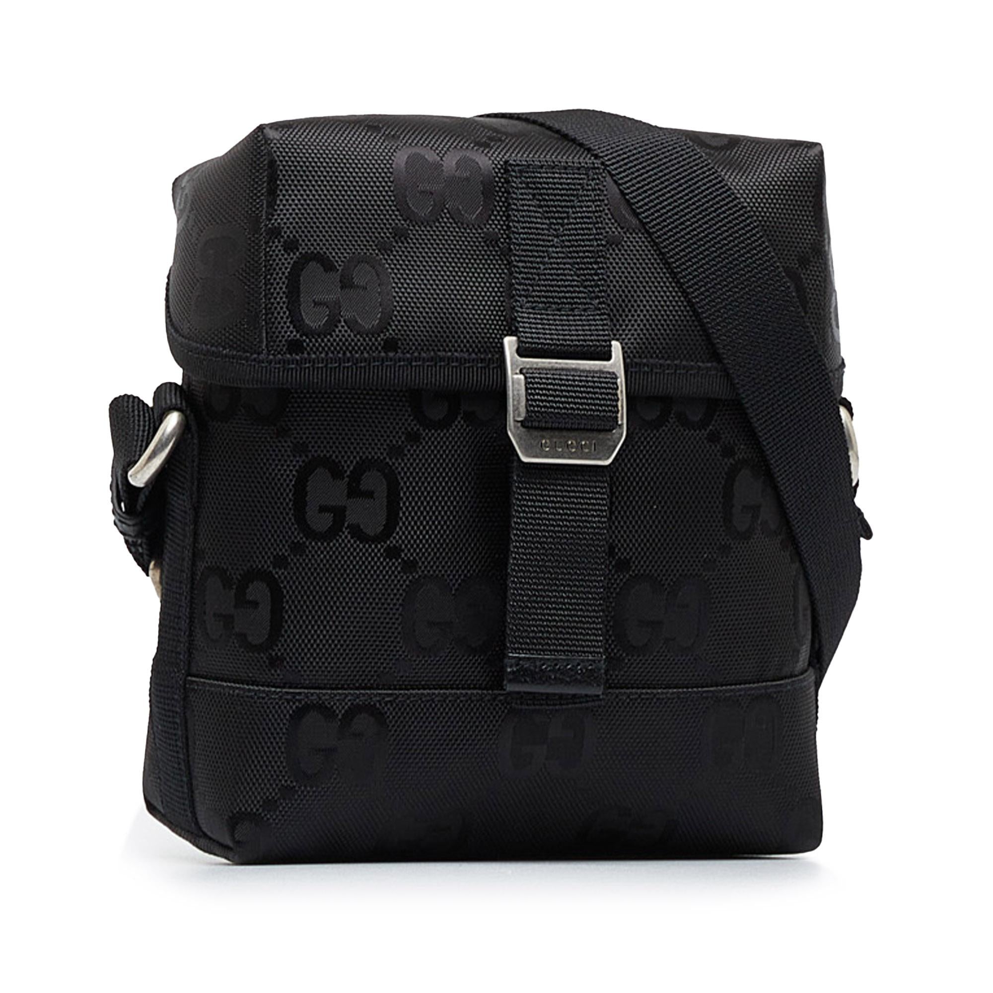 Gucci GG Econyl Off The Grid Messenger Bag (SHG-j2gsnZ)