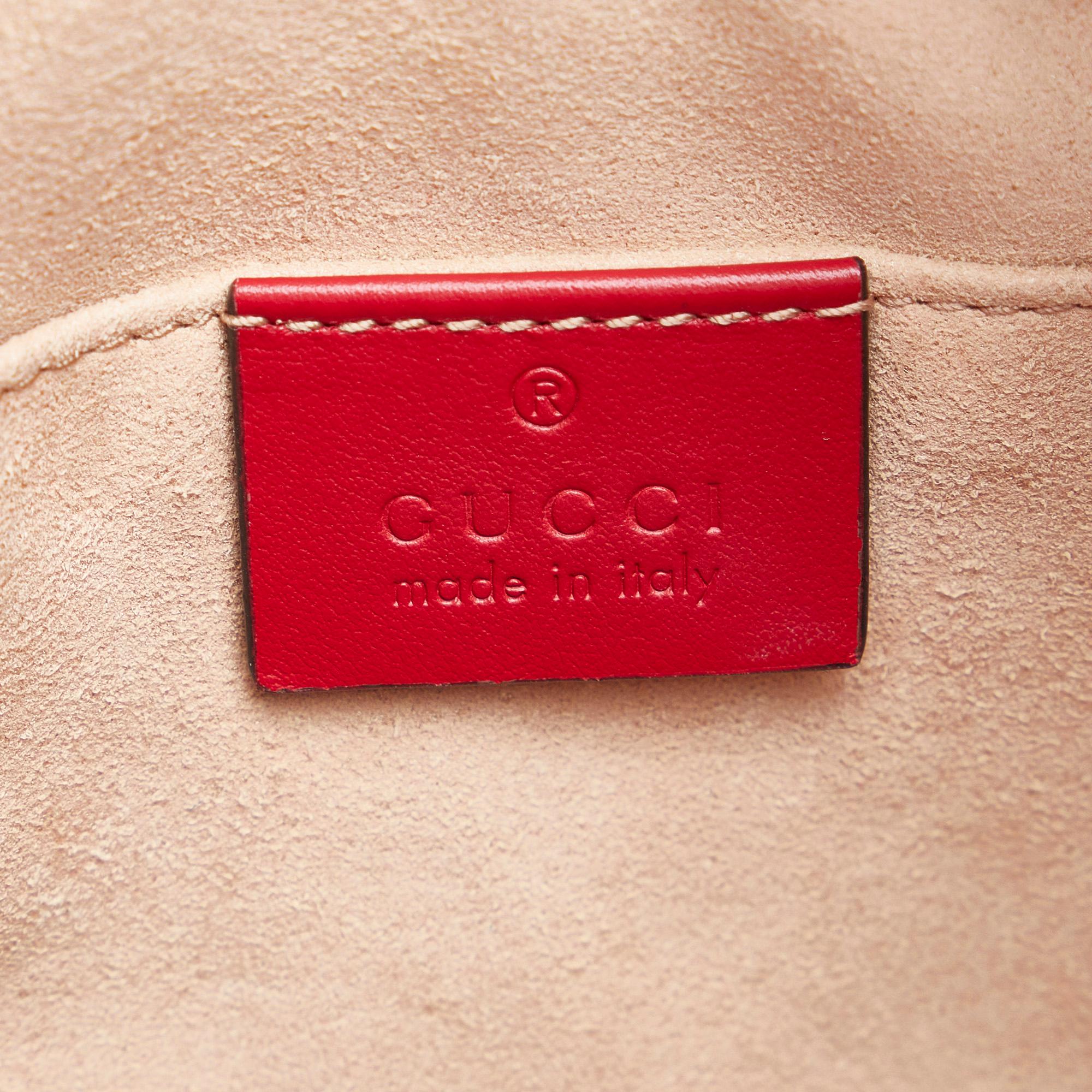 Gucci GG Marmont Matelasse Crossbody Bag (SHG-u1k51Y)