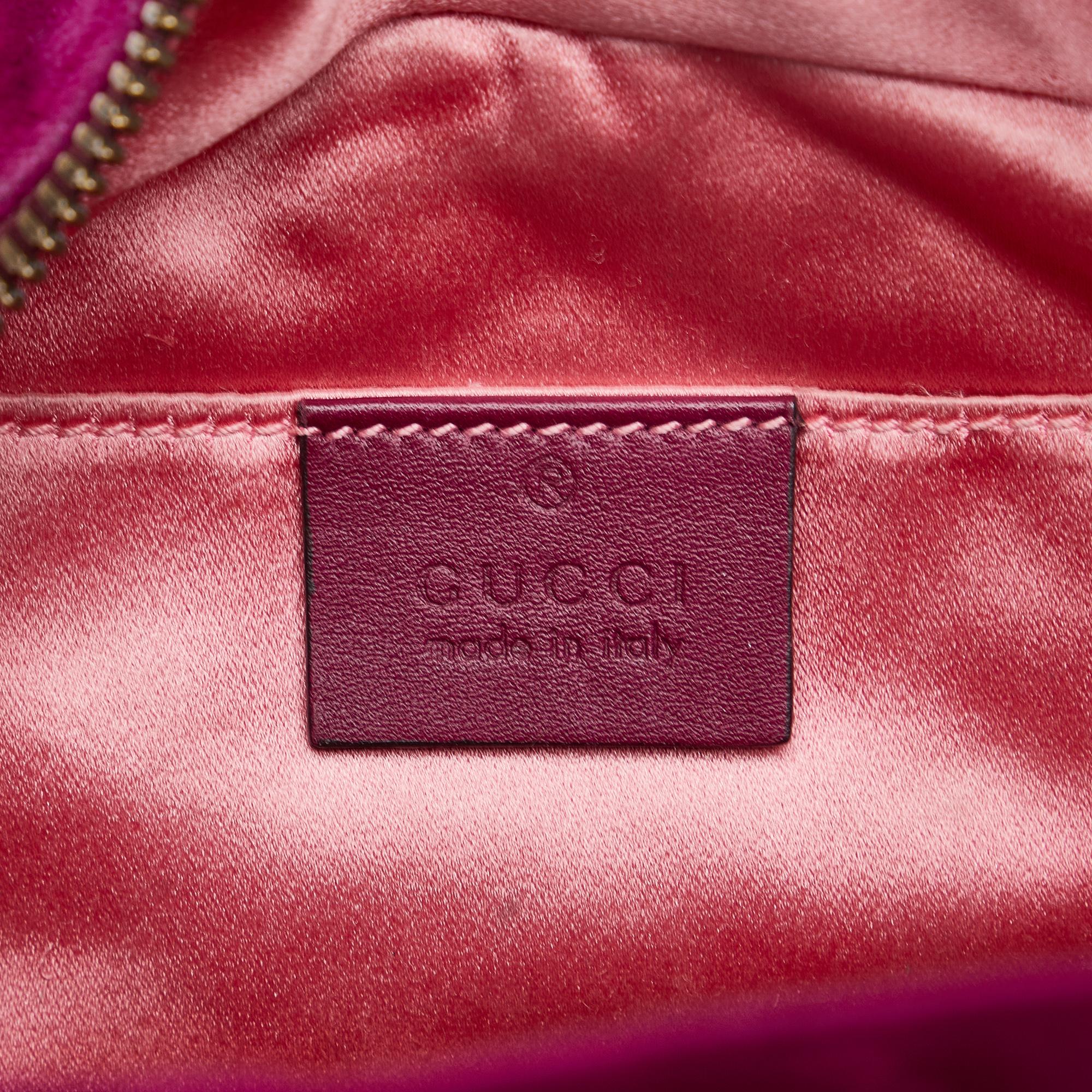 Gucci GG Marmont Matelasse Crossbody Bag (SHG-hXEDHB)