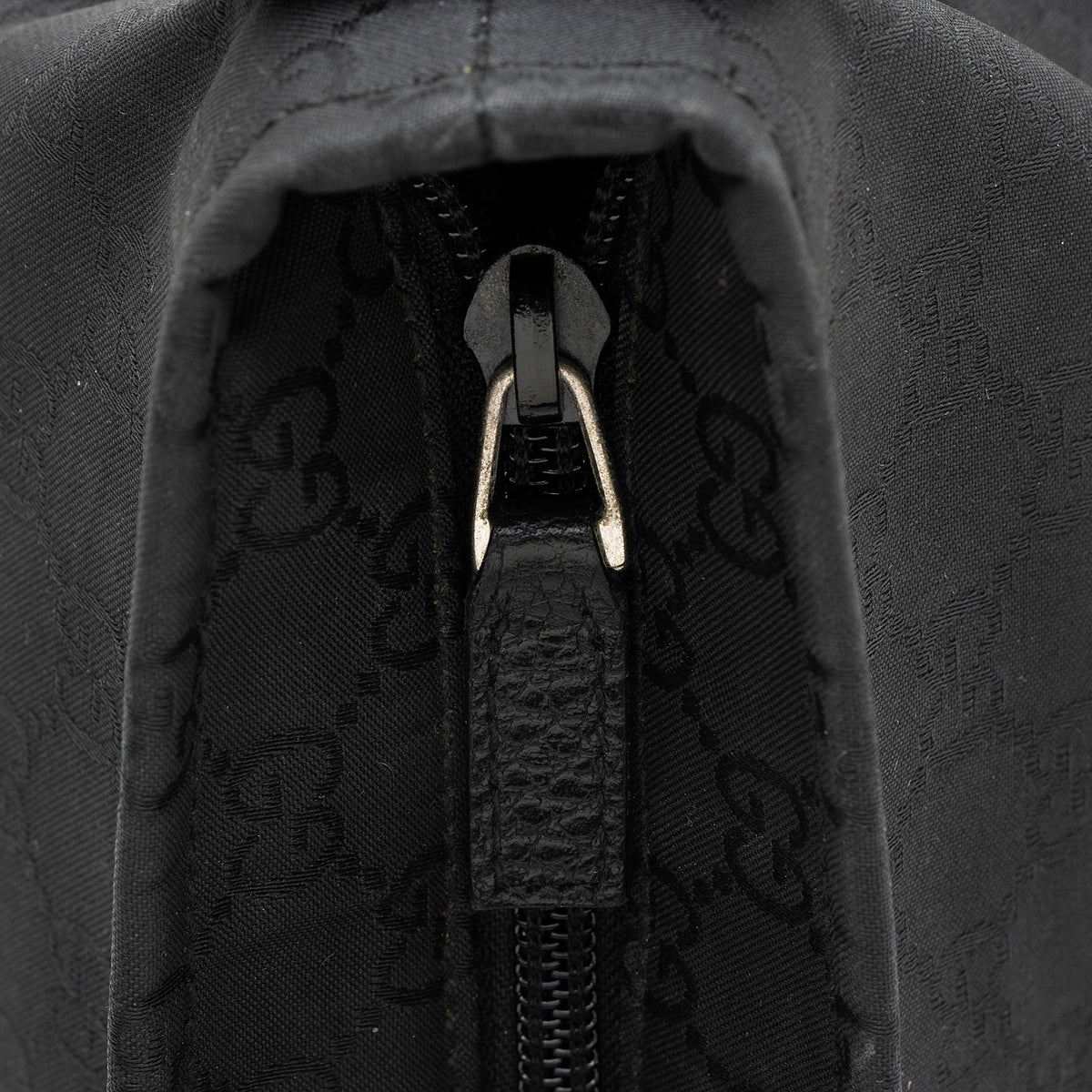 Gucci GG Nylon Large Messenger