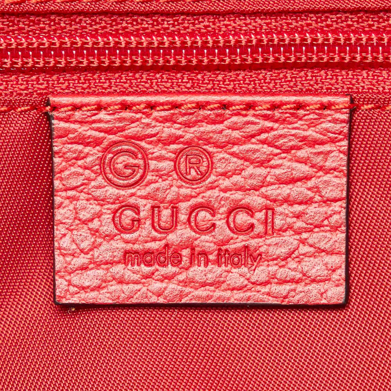 Gucci GG Nylon Pouch (SHG-uT3lxn)
