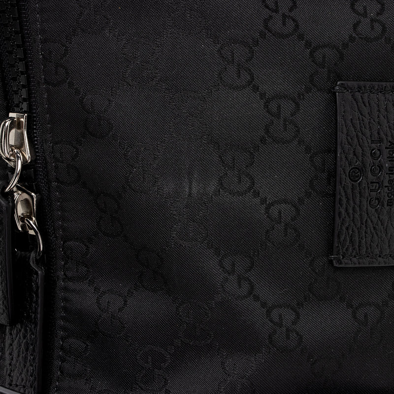 Gucci GG Nylon Travel Duffle Bag (SHF-QIDbW5)