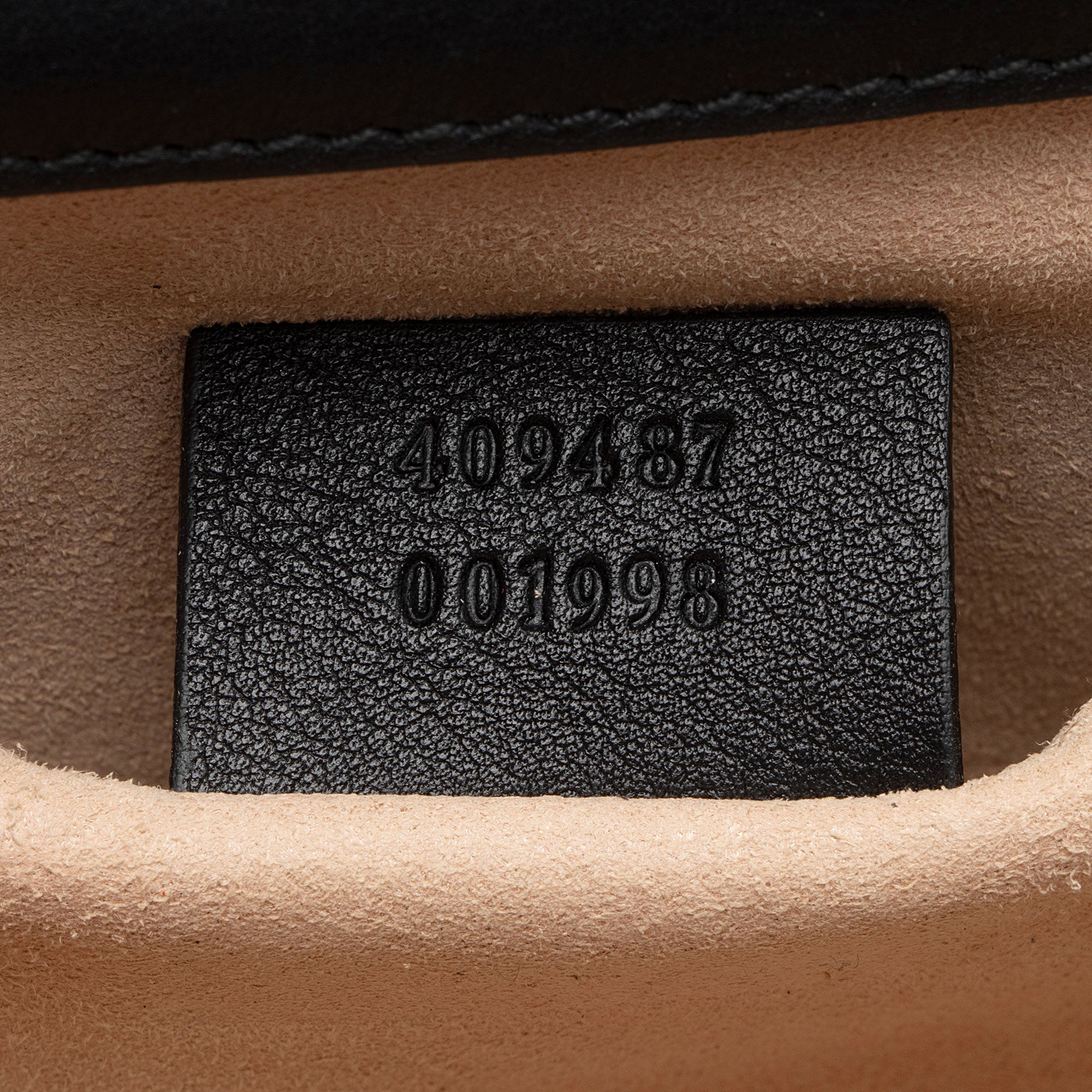 Code Gucci Authenticity Checker Gucci GG Supreme Bee Padlock Small