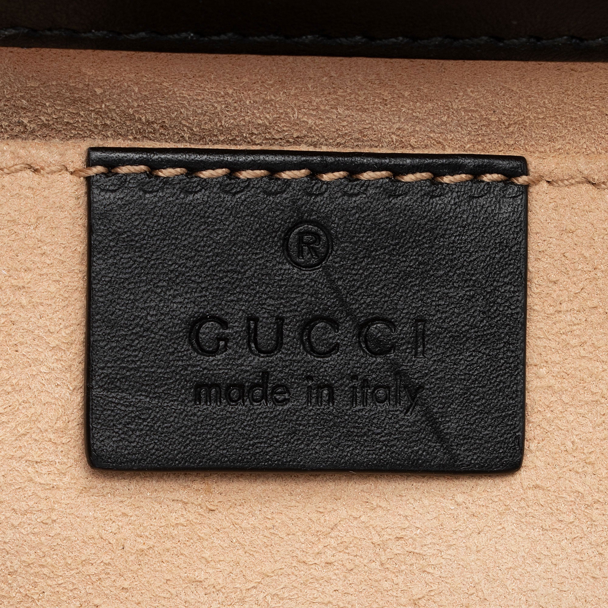 Gucci GG Supreme Bee Padlock Small Shoulder Bag (SHF-3QPOYF)