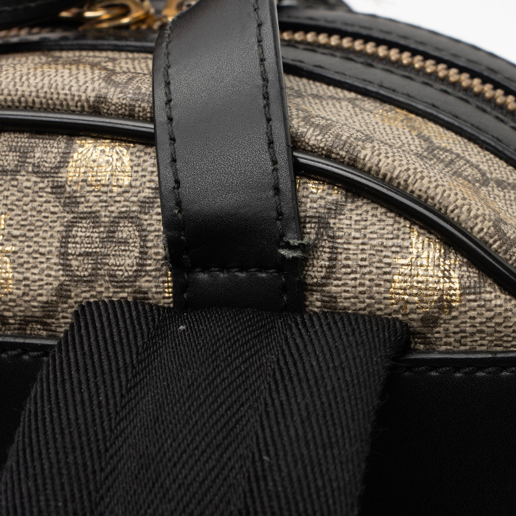 Gucci GG Supreme Bees Small Backpack - FINAL SALE