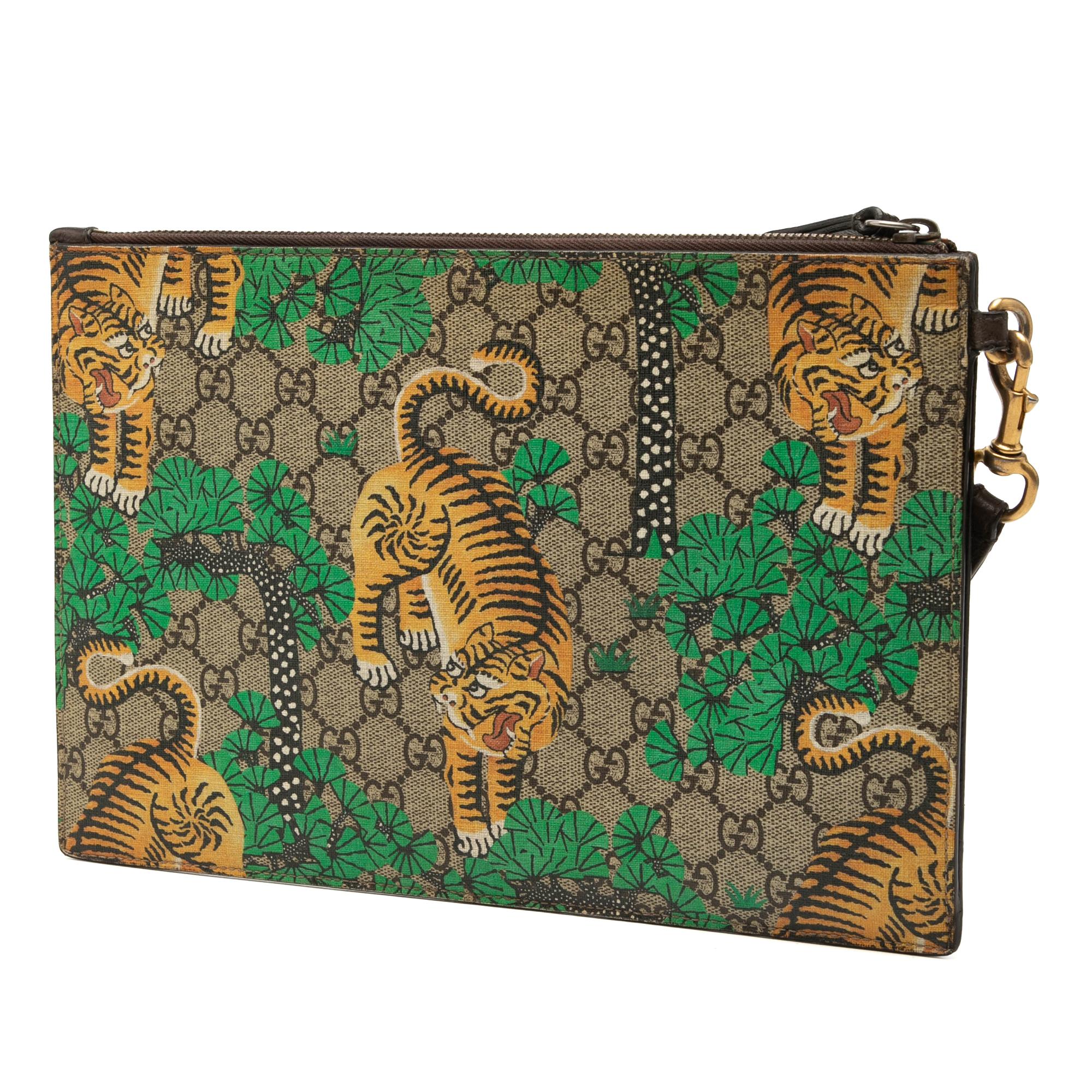 Gucci GG Supreme Bengal Clutch