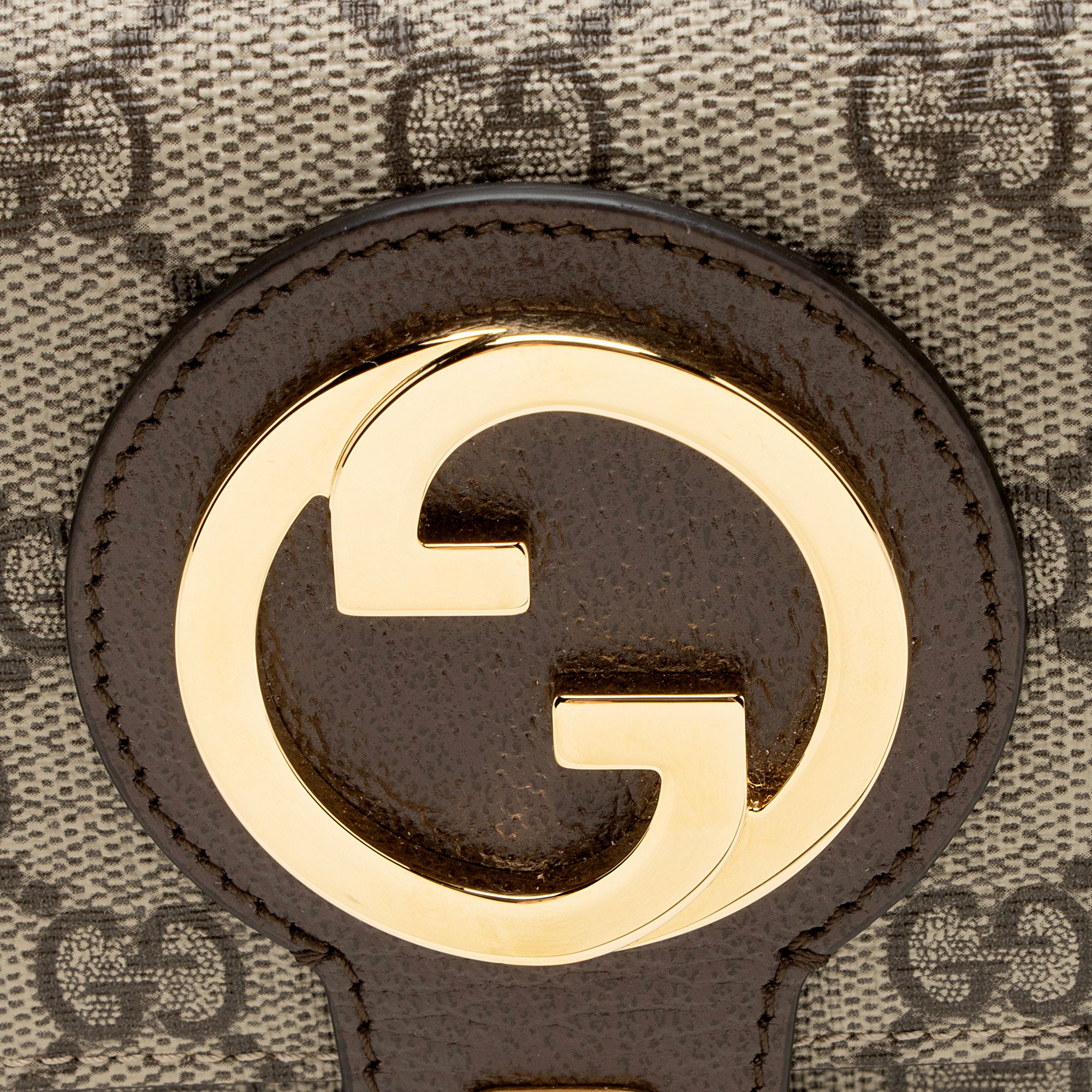 Gucci GG Supreme Blondie Belt Bag