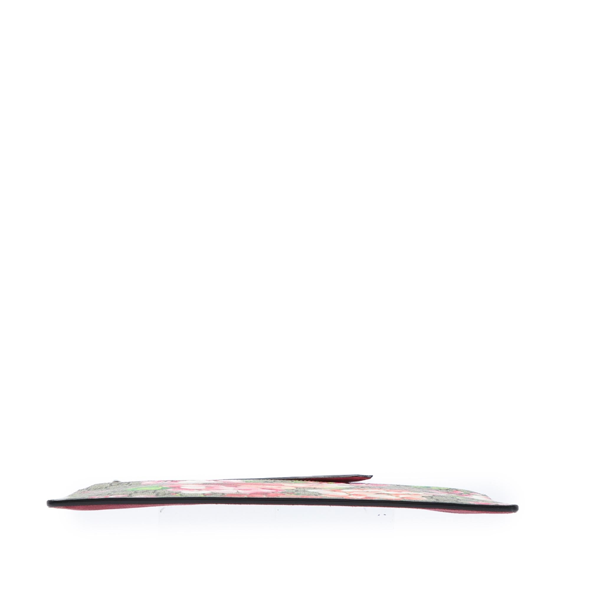 Gucci GG Supreme Blooms Clutch