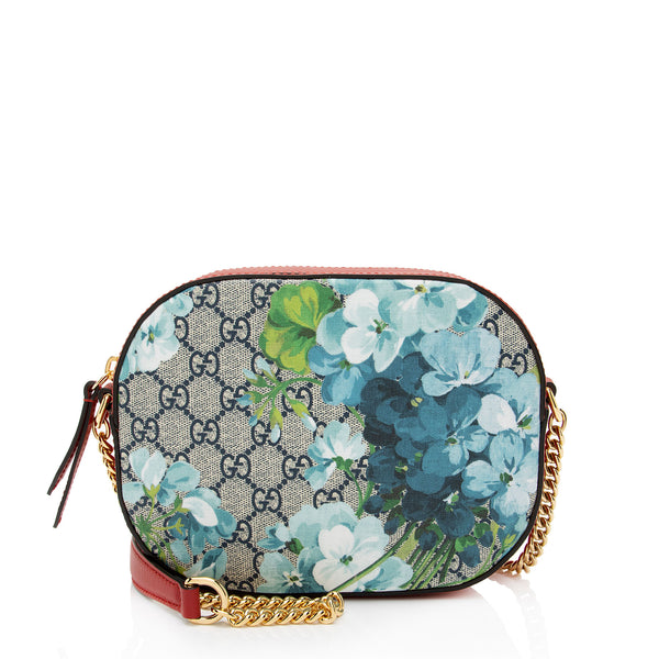 Gucci GG Supreme Blooms Mini Chain Bag (SHF-caSm0L)