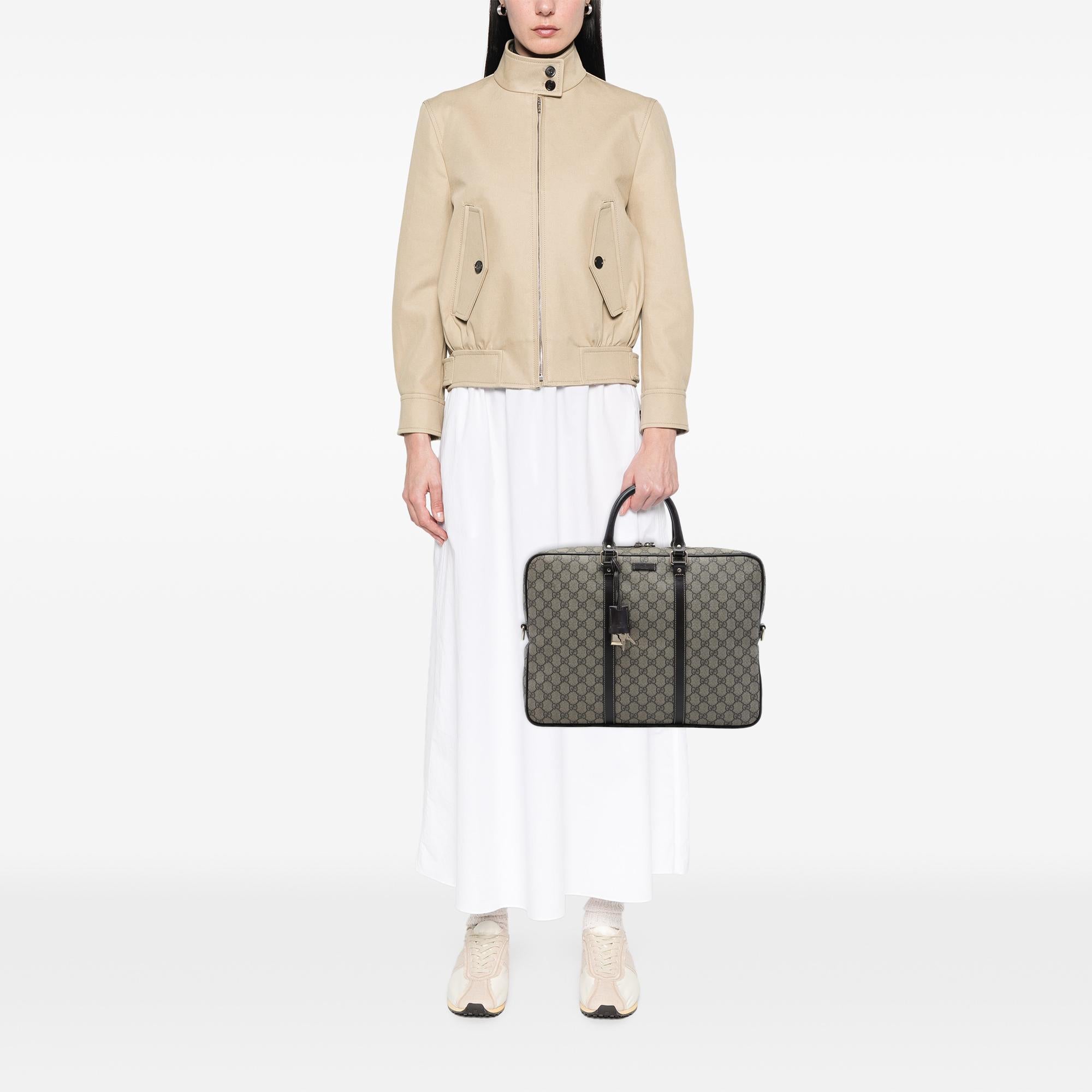 Gucci GG Supreme Business Bag