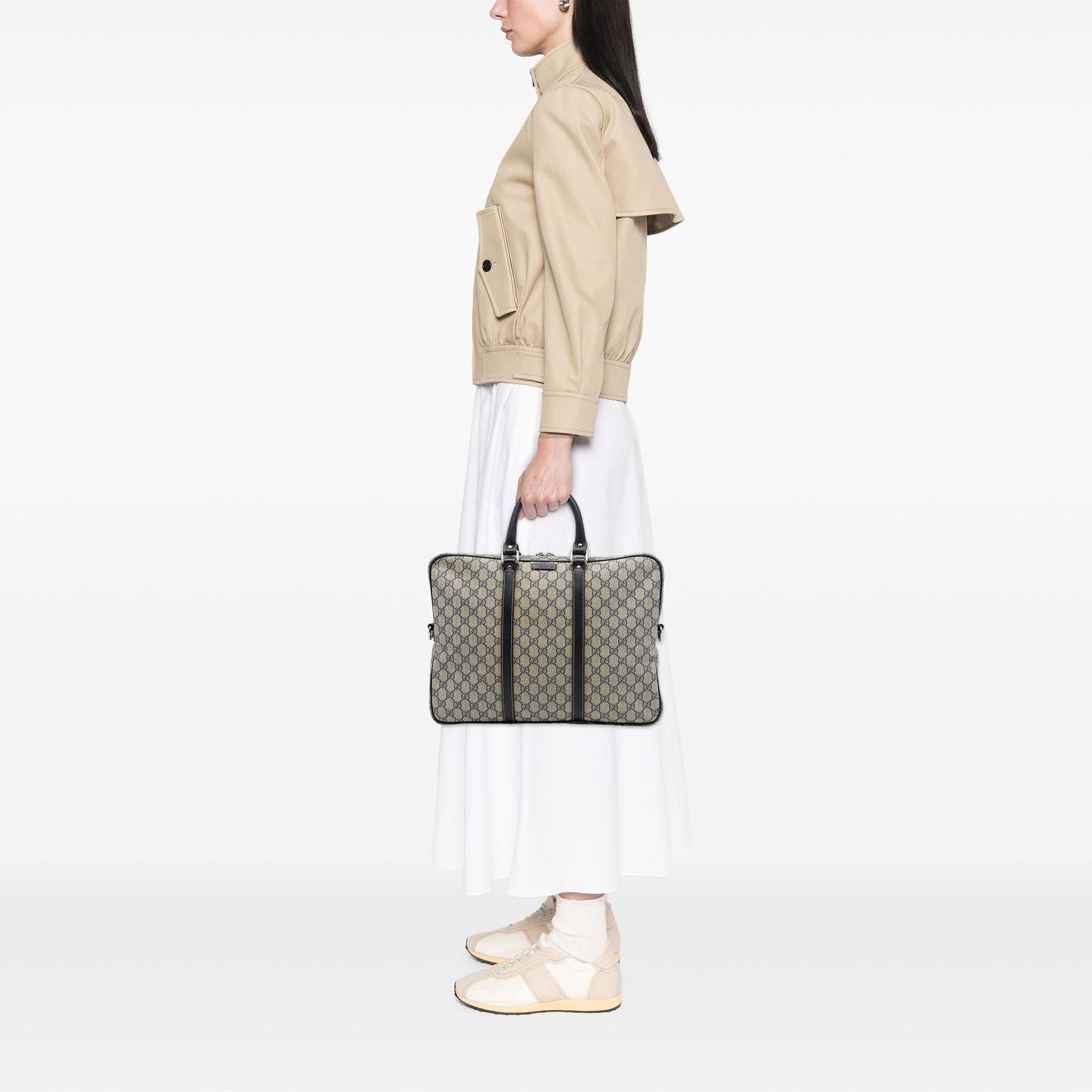 Gucci GG Supreme Business Bag