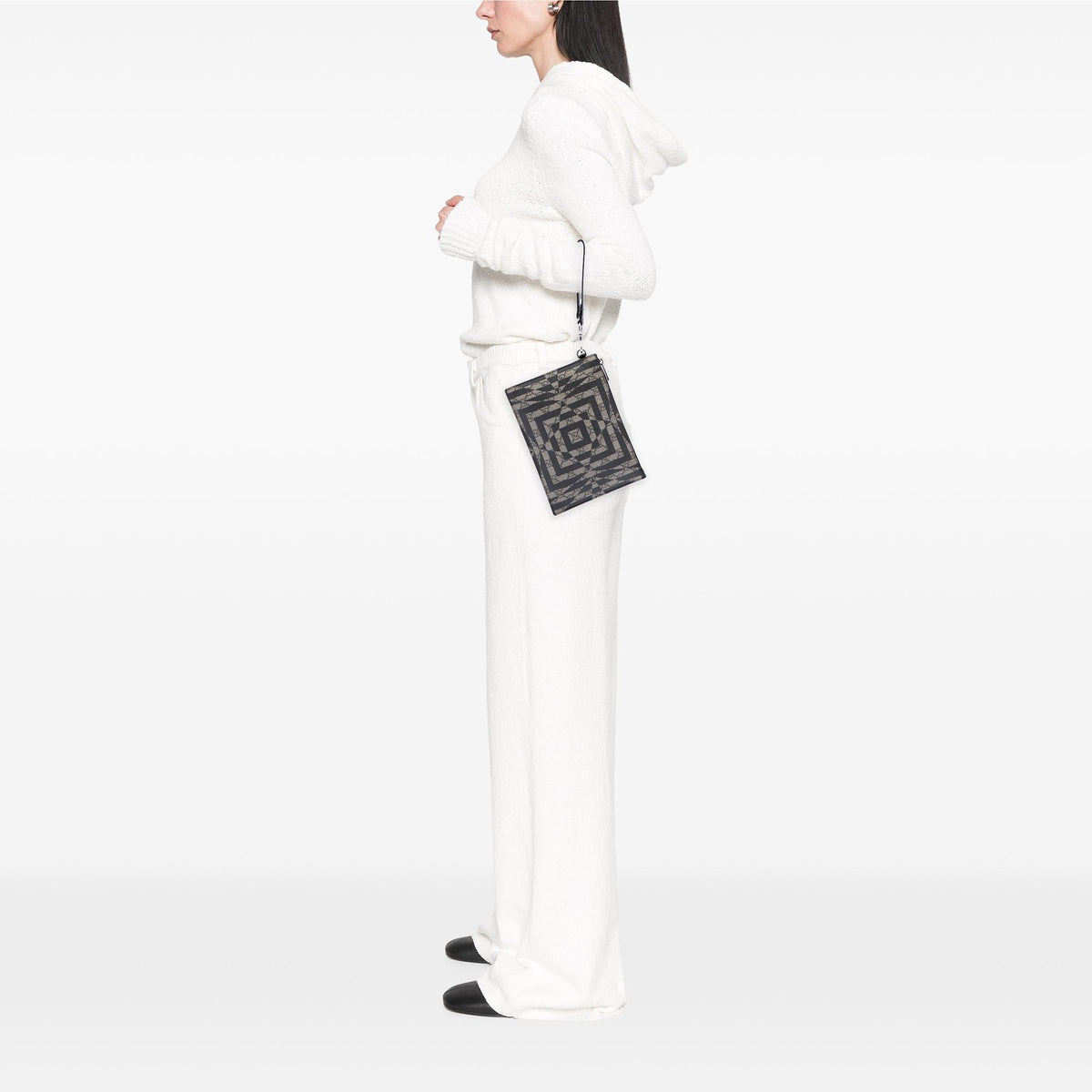 Gucci GG Supreme Caleido Clutch