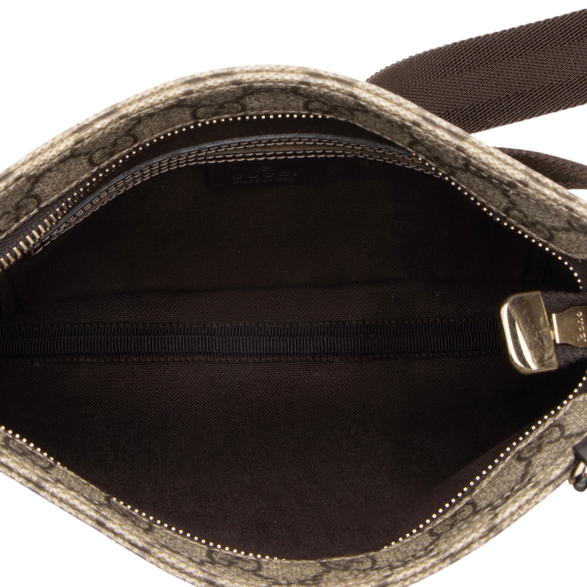 Gucci GG Supreme Classic Small Messenger