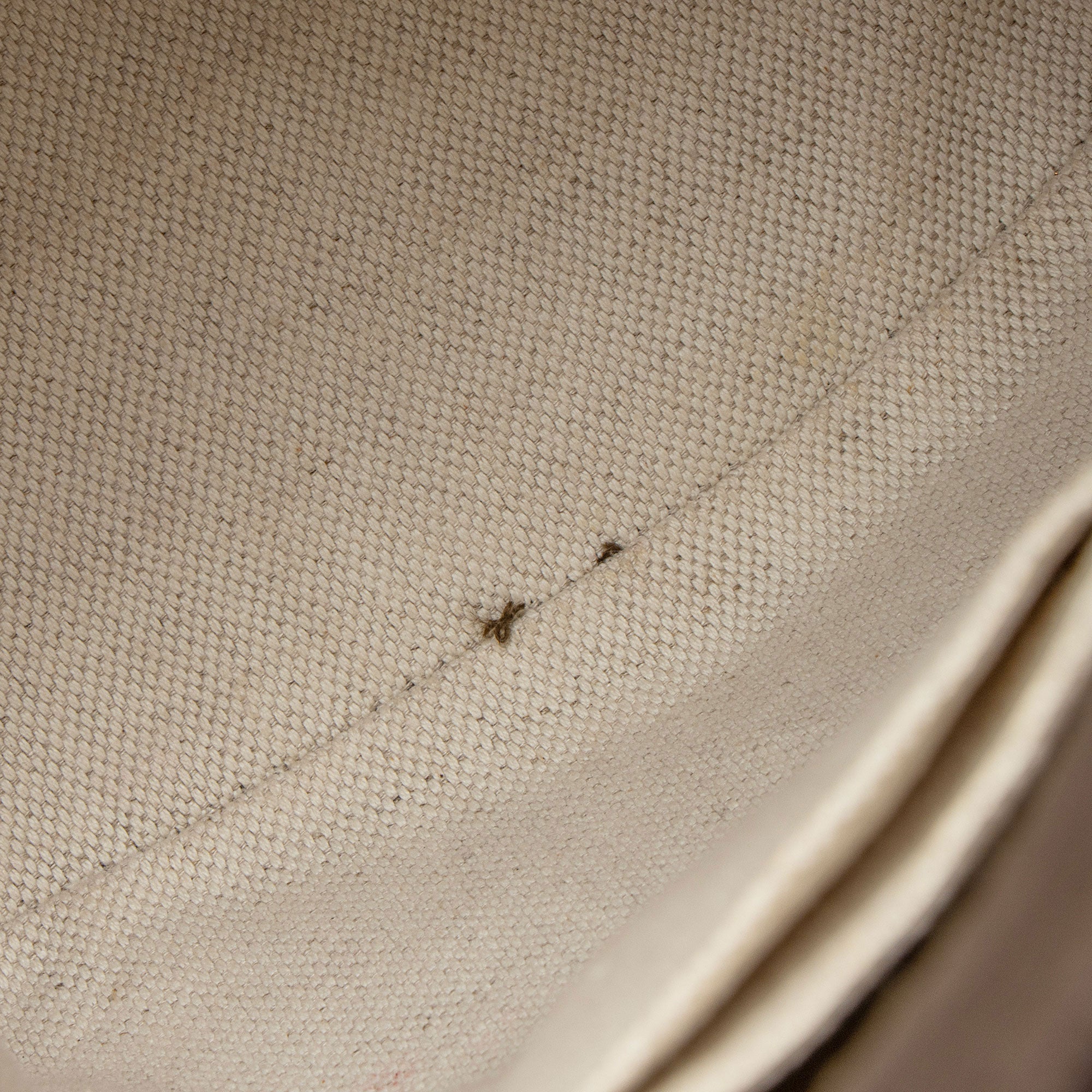 Gucci GG Supreme Courrier Drawstring Sling Bag