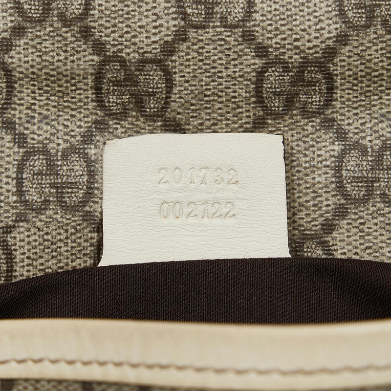 Gucci GG Supreme Crossbody Bag (SHG-5GchCX)