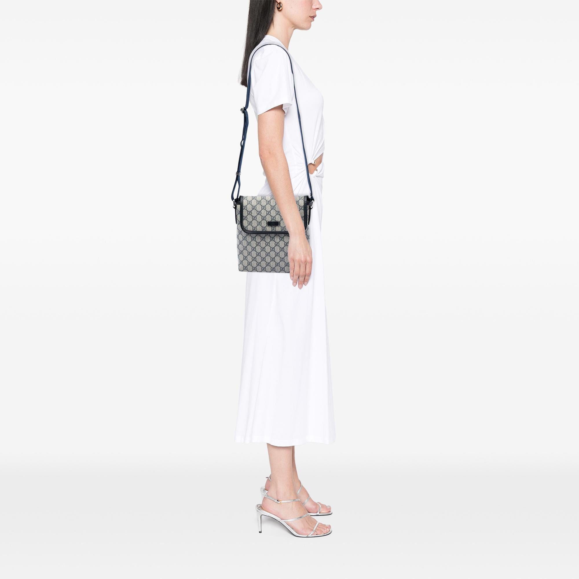 Gucci GG Supreme Crossbody