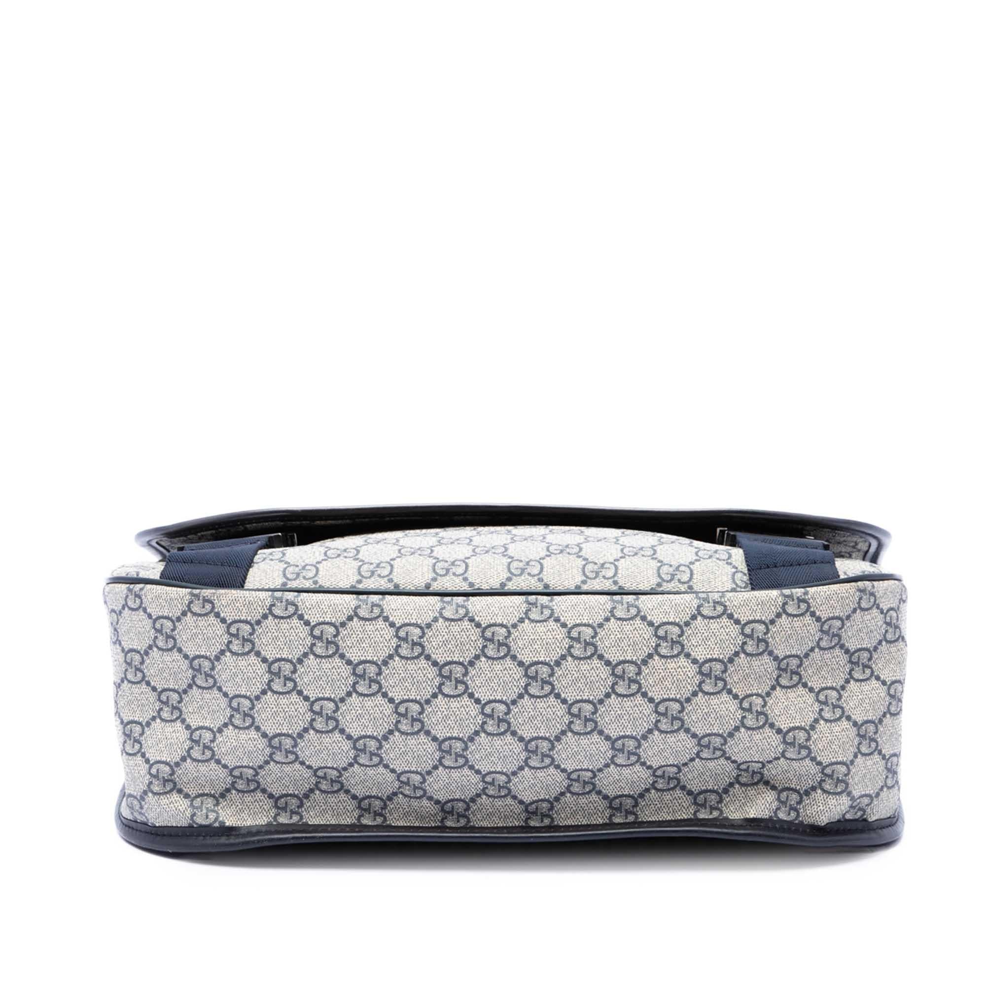 Gucci GG Supreme Crossbody