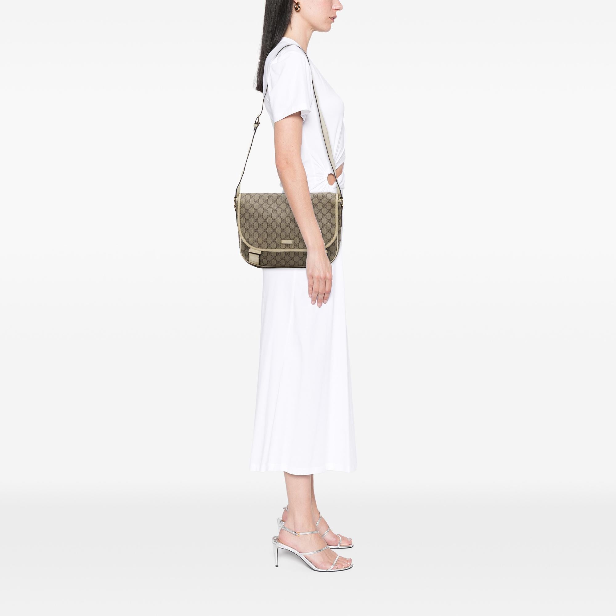 Gucci GG Supreme Crossbody
