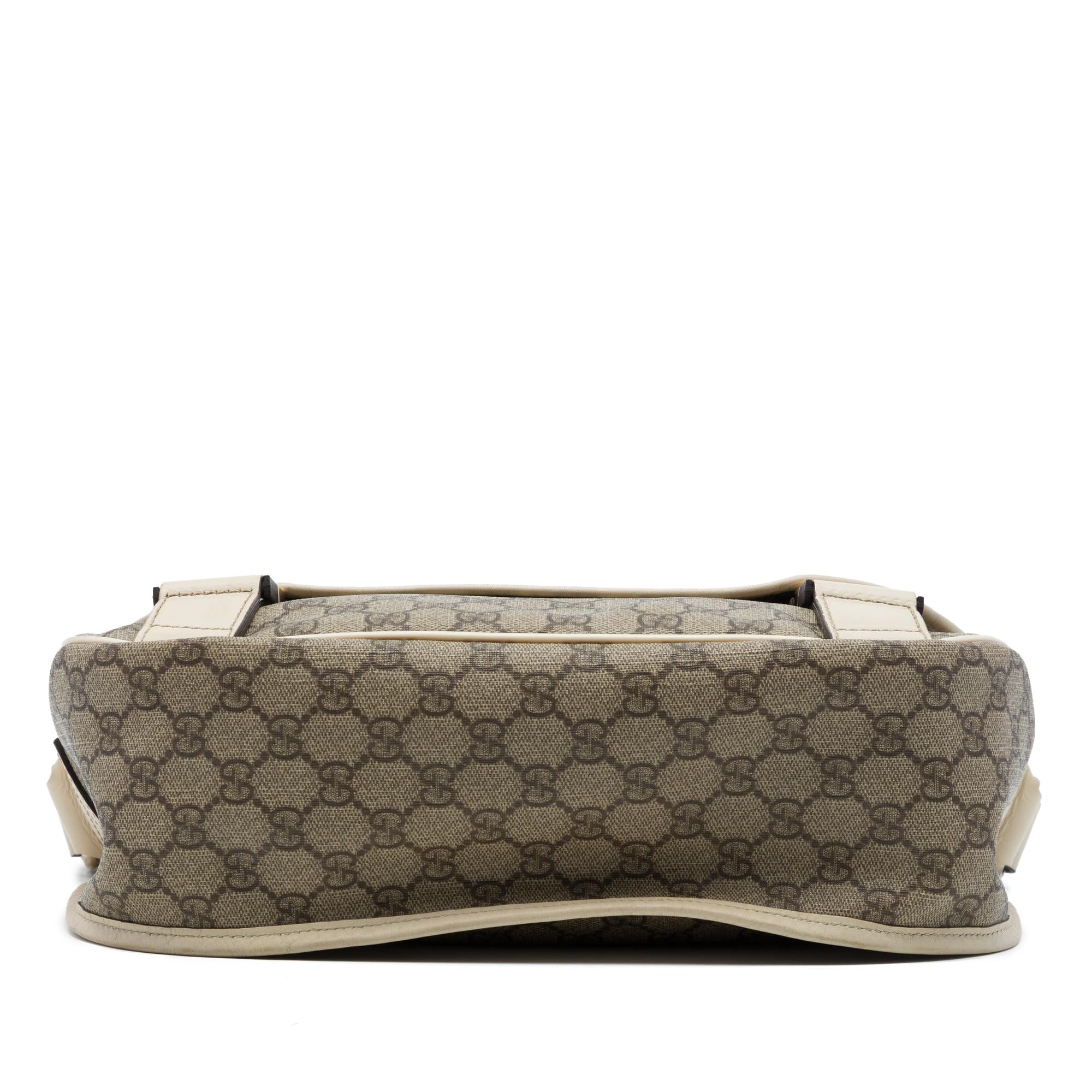 Gucci GG Supreme Crossbody