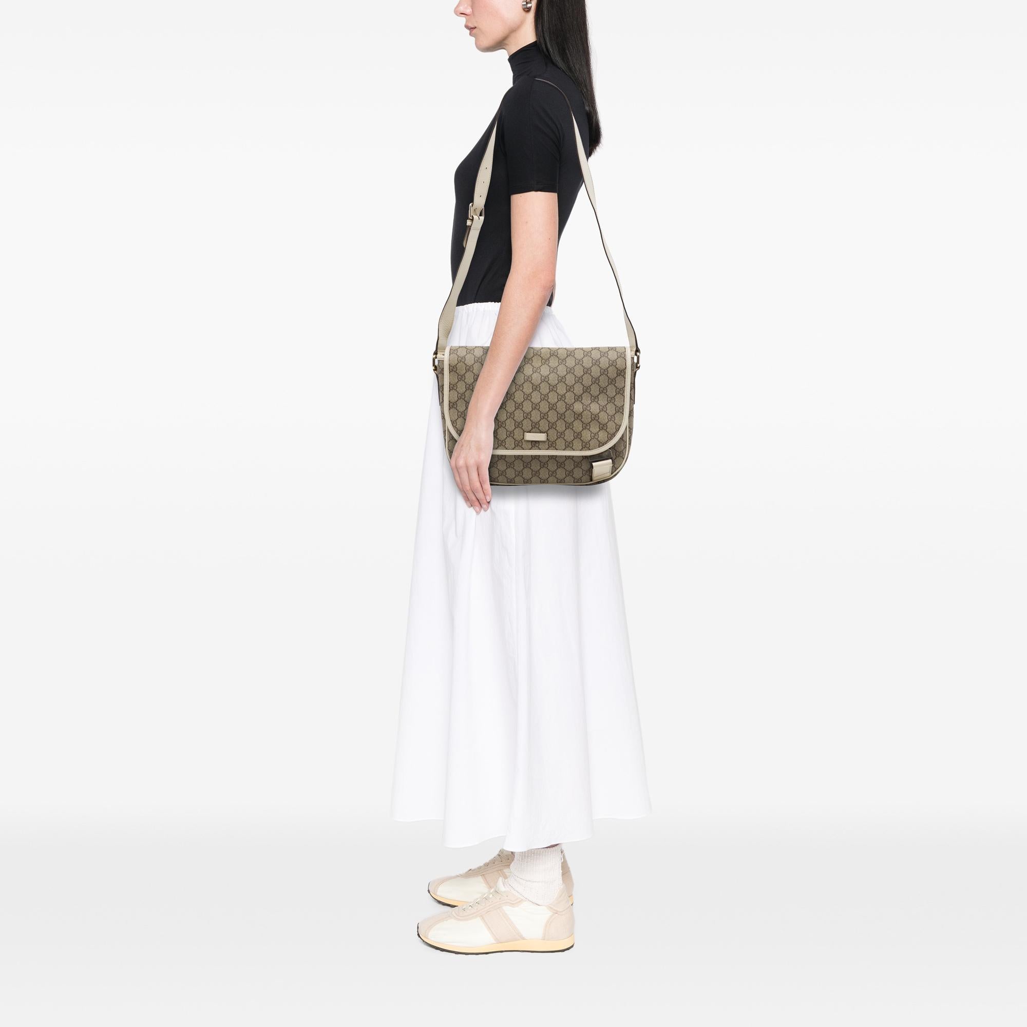 Gucci GG Supreme Crossbody