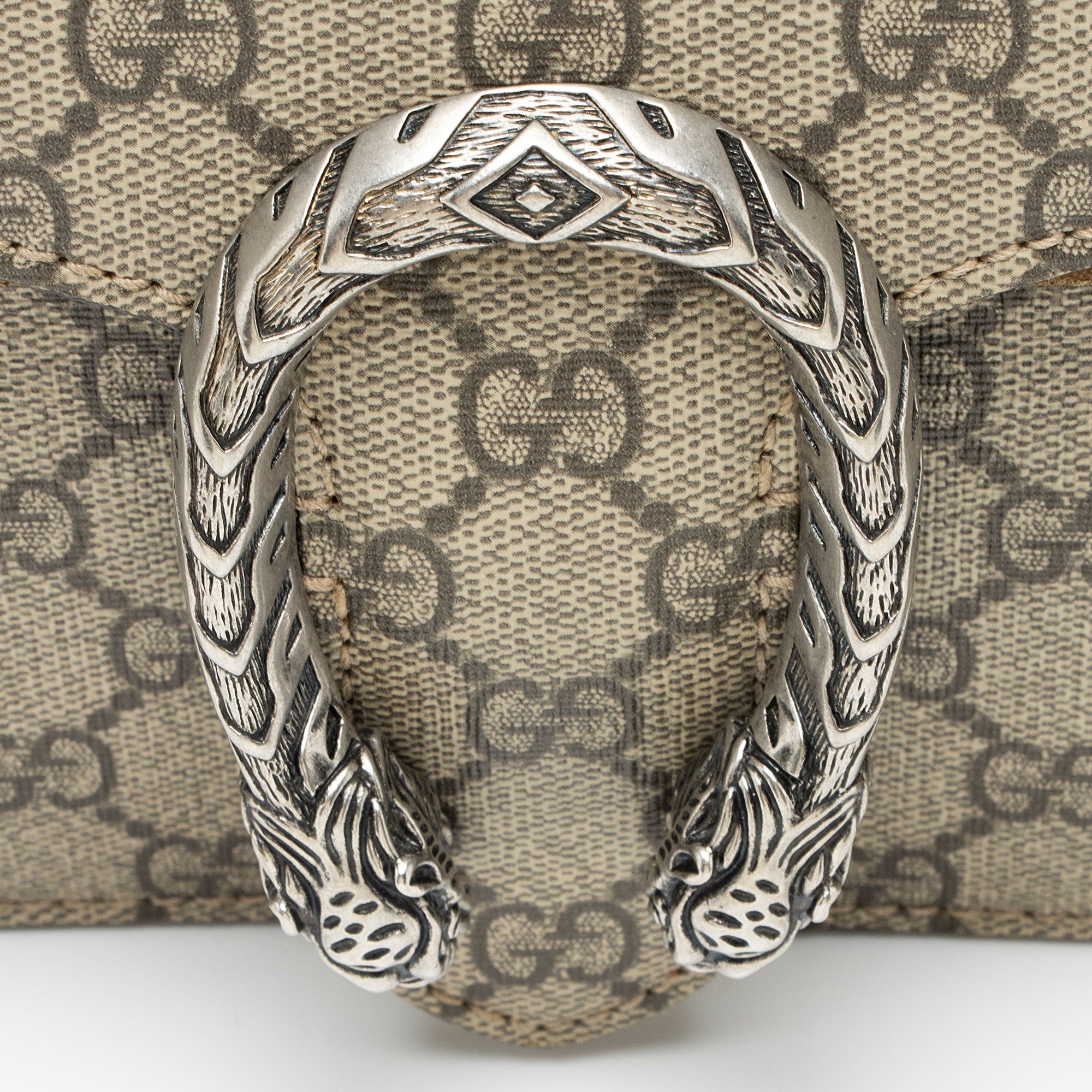 Gucci GG Supreme Dionysus Medium Shoulder Bag