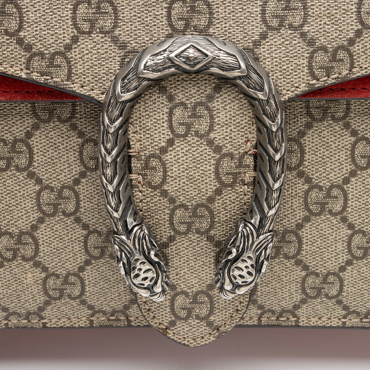 Gucci GG Supreme Dionysus Medium Shoulder Bag