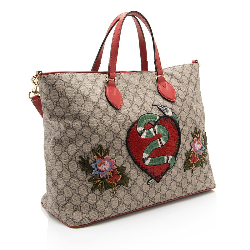 Gucci GG Supreme Embroidered Kingsnake Heart Soft Courrier Tote (SHF-XkibN3)