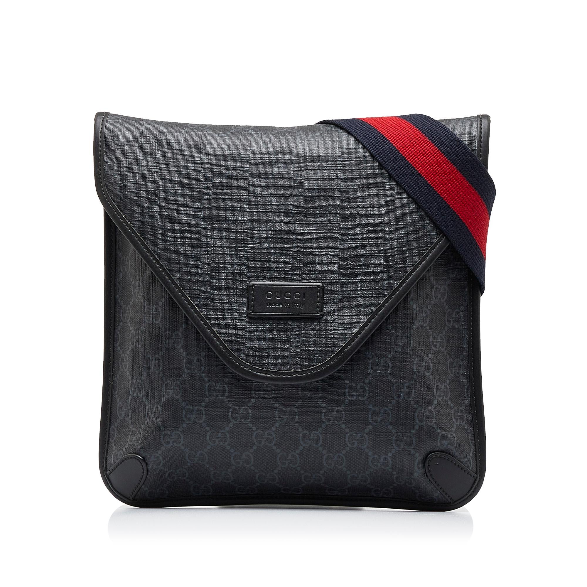 Gucci GG Supreme Envelope Web Crossbody Bag (SHG-XQKQ70)