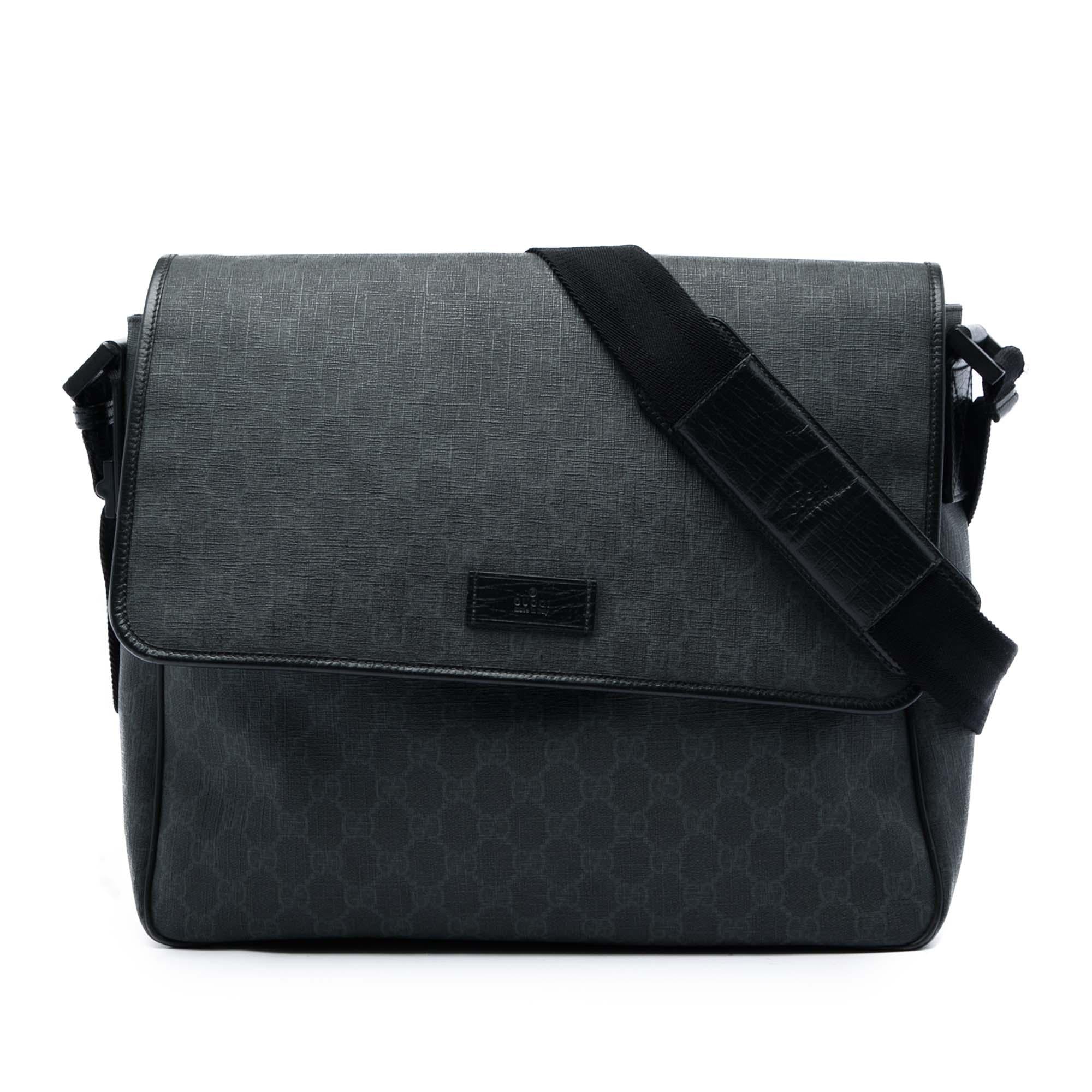 Gucci GG Supreme Flap Messenger Bag