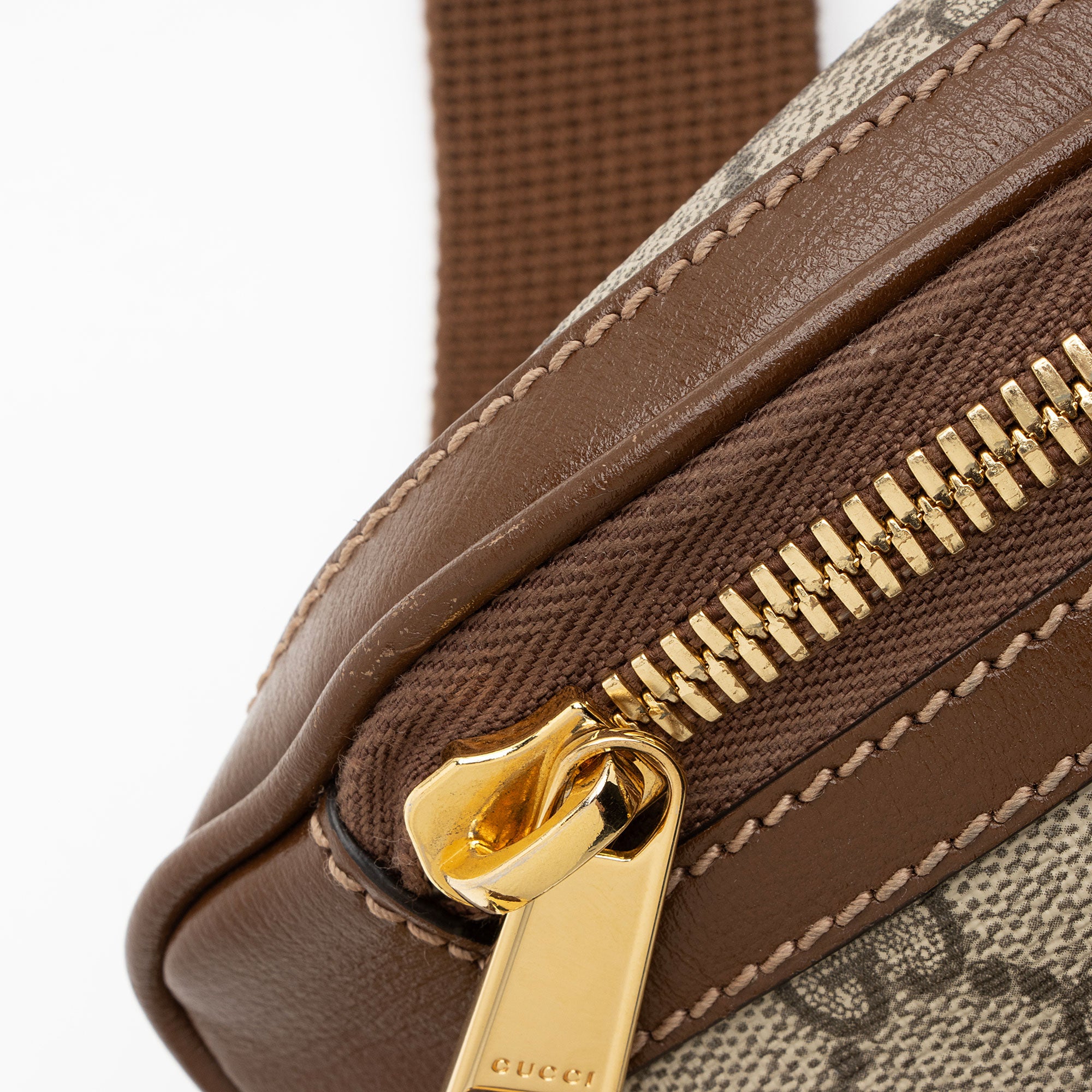 Gucci GG Supreme Interlocking G Belt Bag (SHF-FwWyIi)