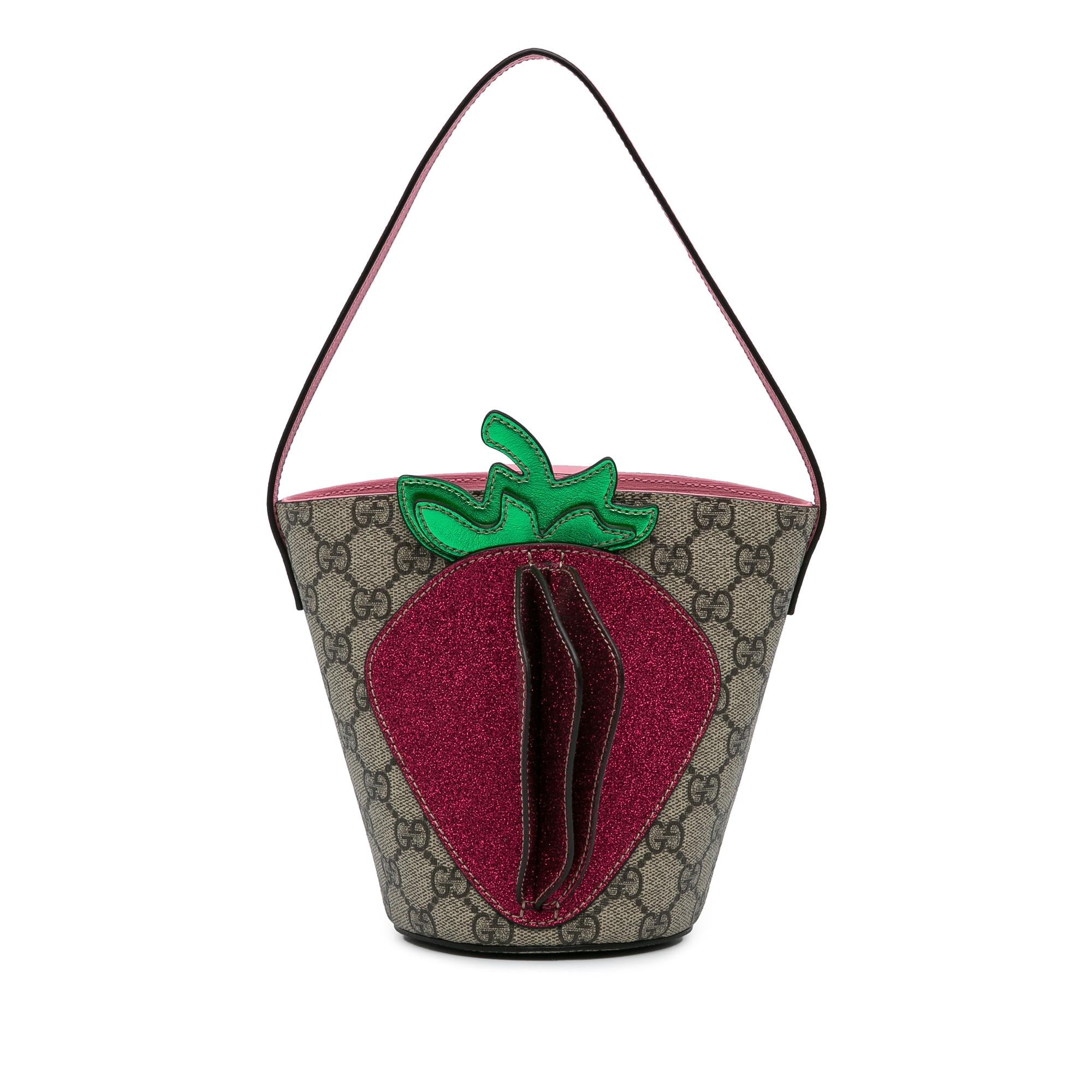 Gucci GG Supreme Kids Strawberry Bucket Bag (SHG-TqqNA8)
