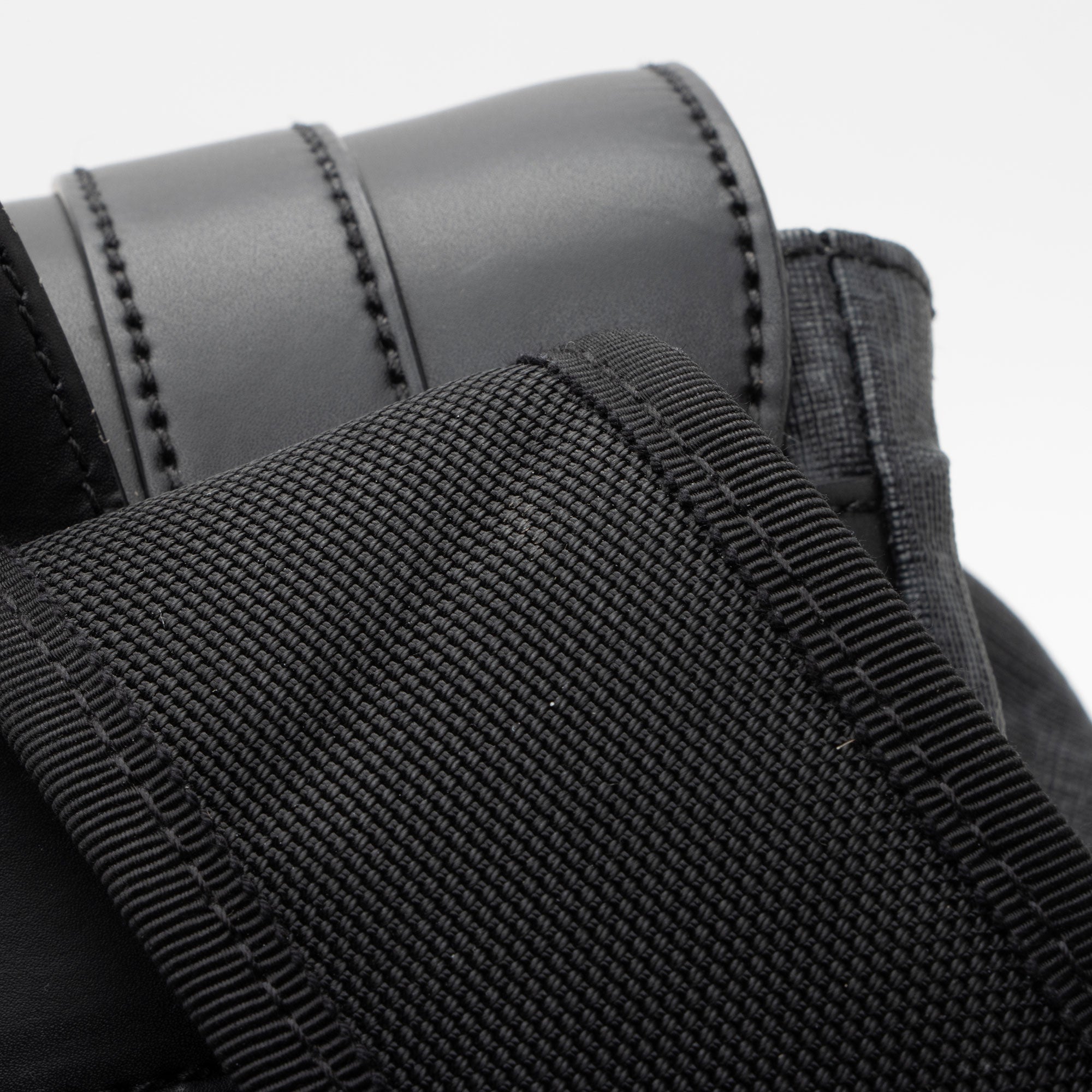 Gucci GG Supreme Medium Flap Backpack (SHF-FgH5FO)