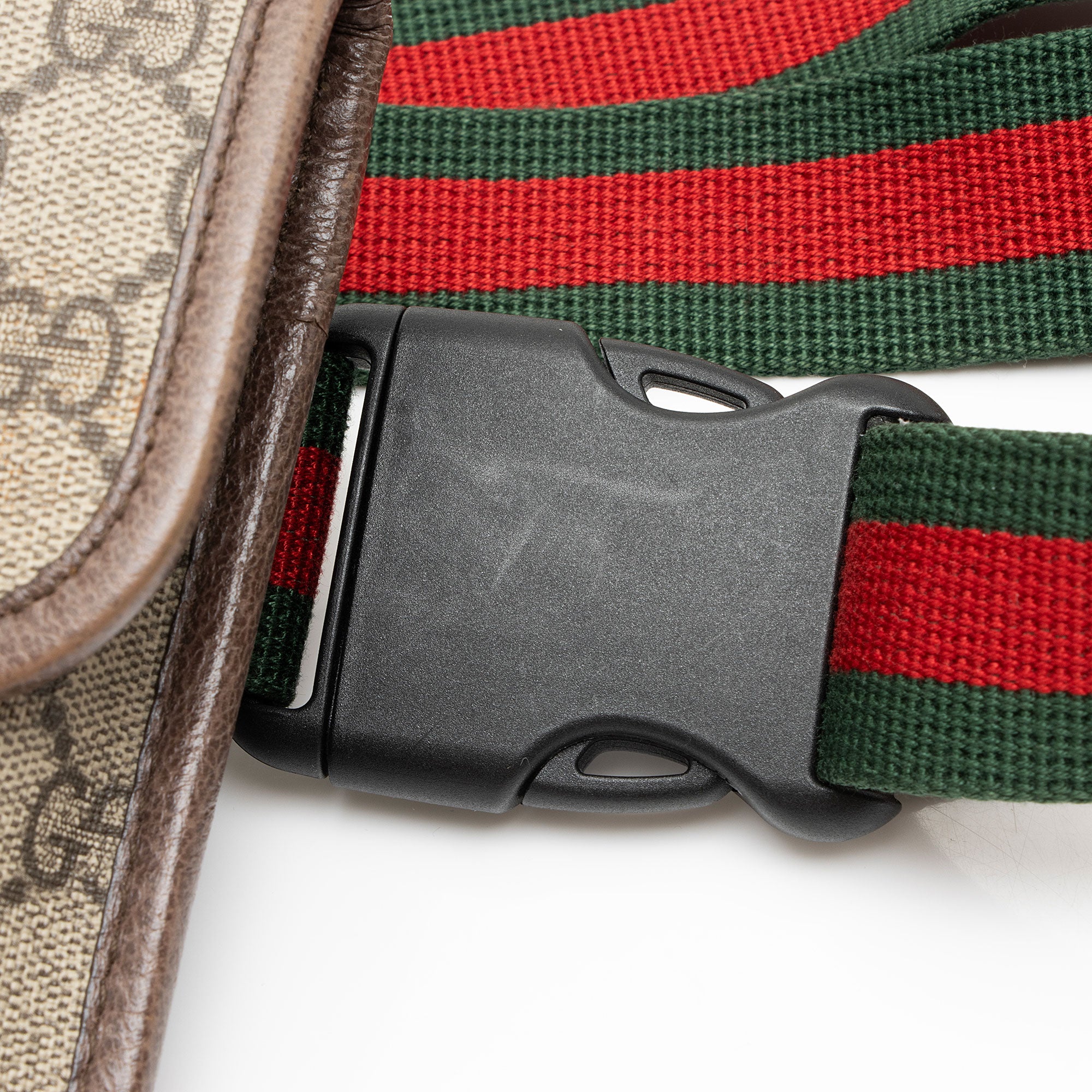 Gucci GG Supreme Neo Vintage Belt Bag
